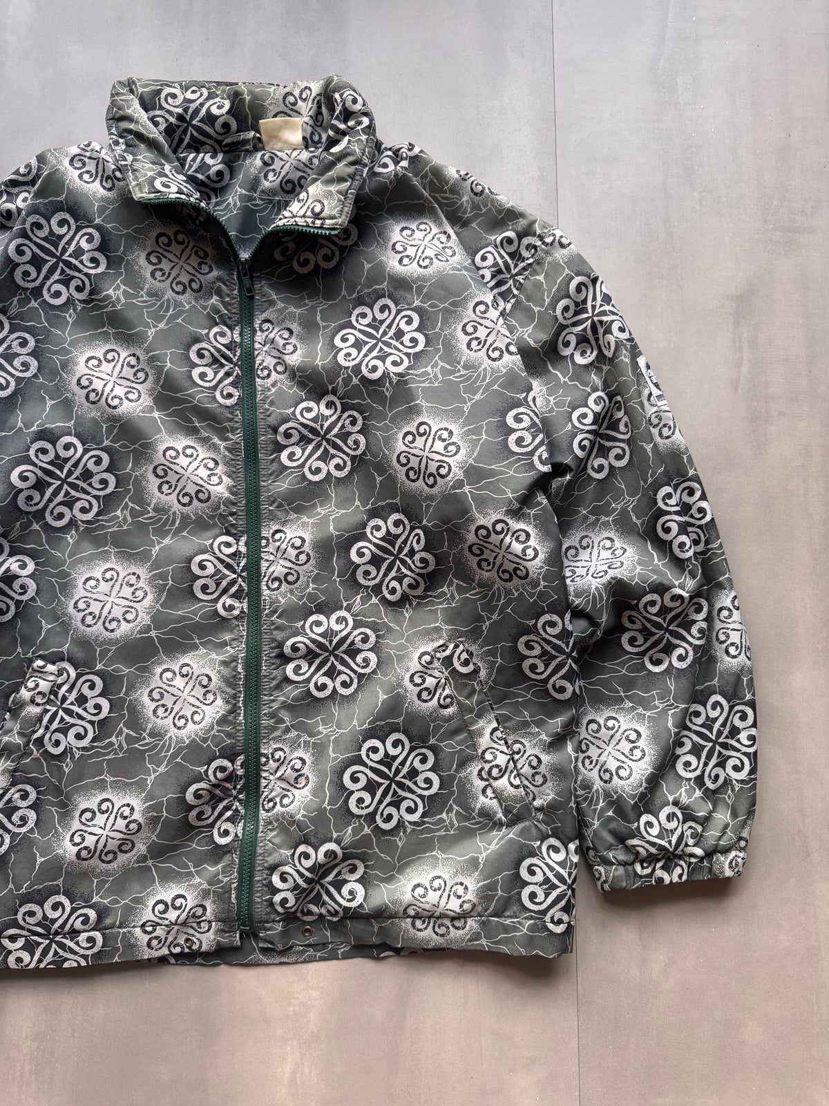 VINTAGE PRINT FLEECE LINED JACKET - XL