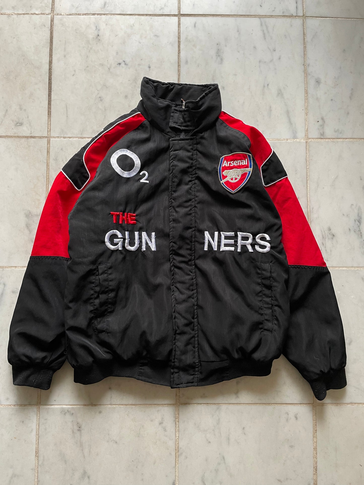 ARSENAL F.C. 'THE GUNNERS' JACKET - MEDIUM