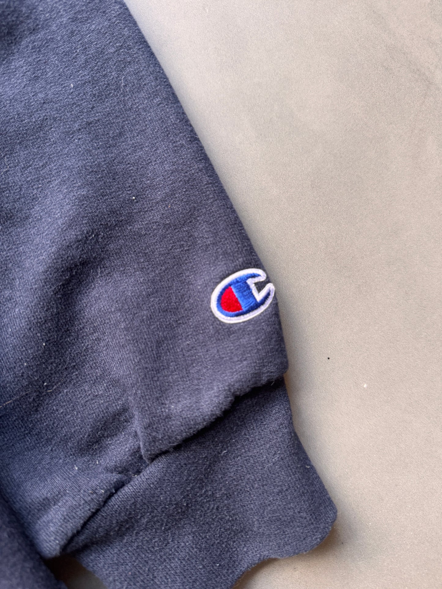 VINTAGE CHAMPION BYU NAVY SWEATER - L