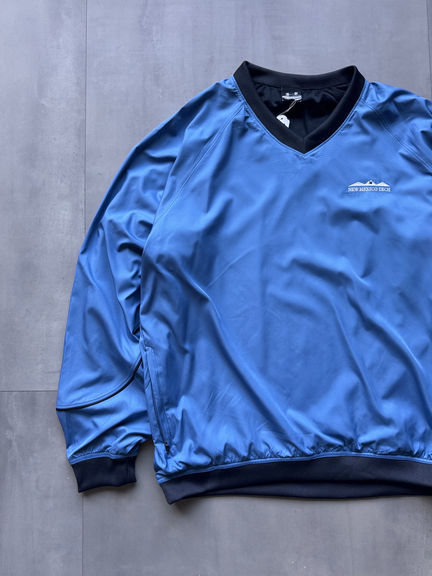 VINTAGE UNDERARMOUR NEW MEXICO TECH BLUE WINDBREAKER - XL