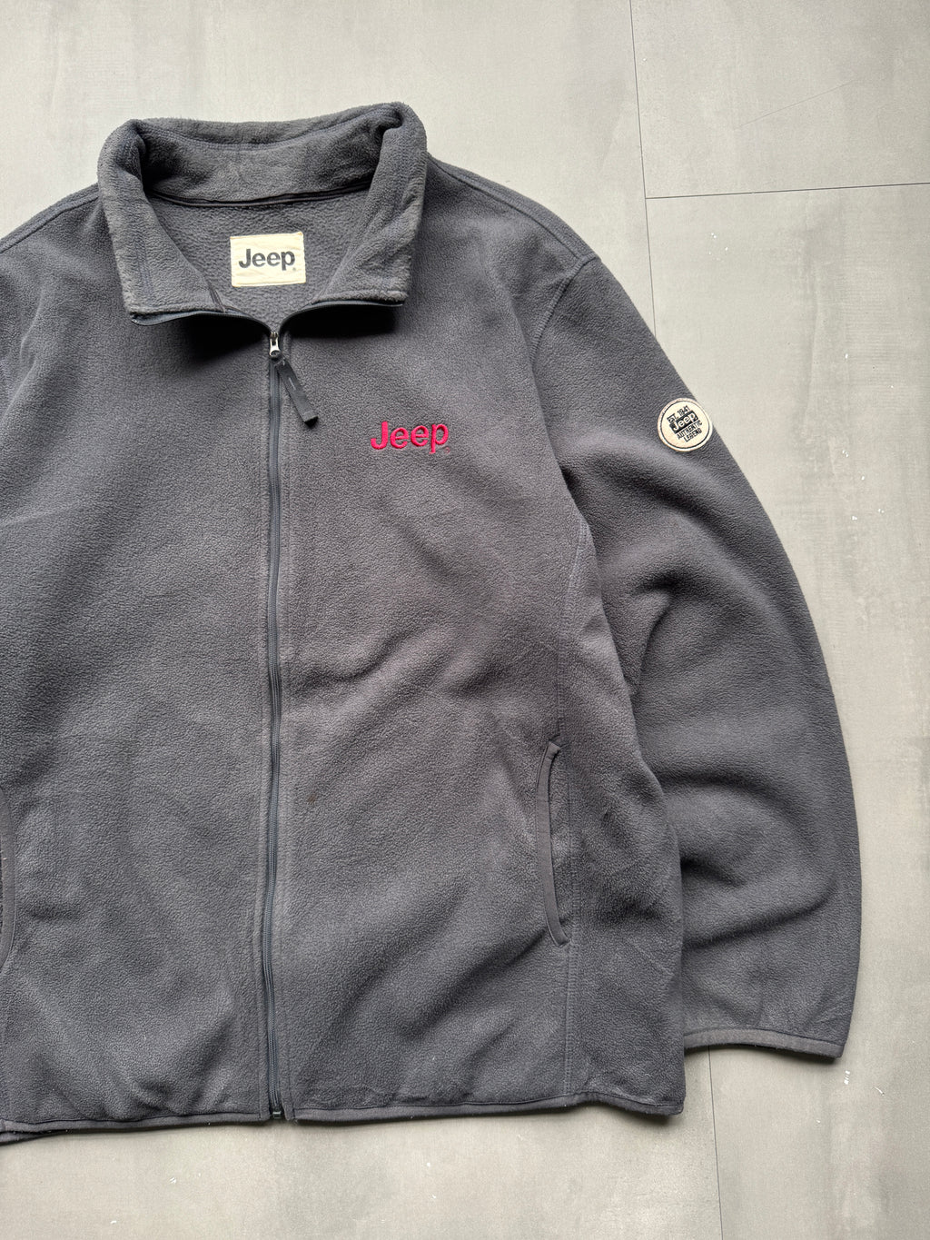 VINTAGE JEEP GREY ZIP FLEECE - L