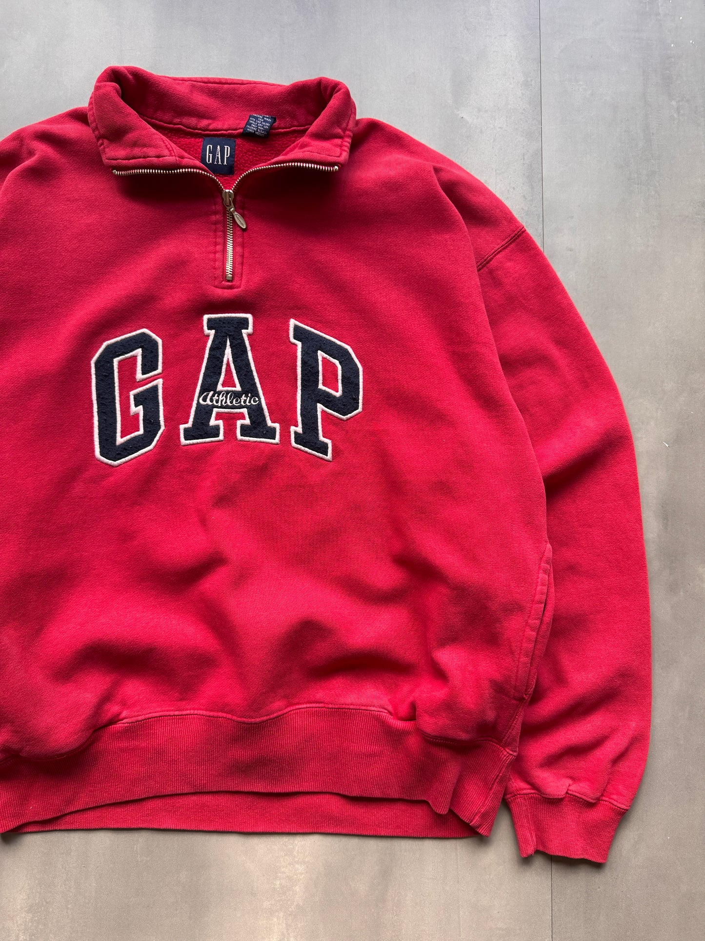 VINTAGE GAP 1/4 ZIP LIGHT RED SWEATER - M