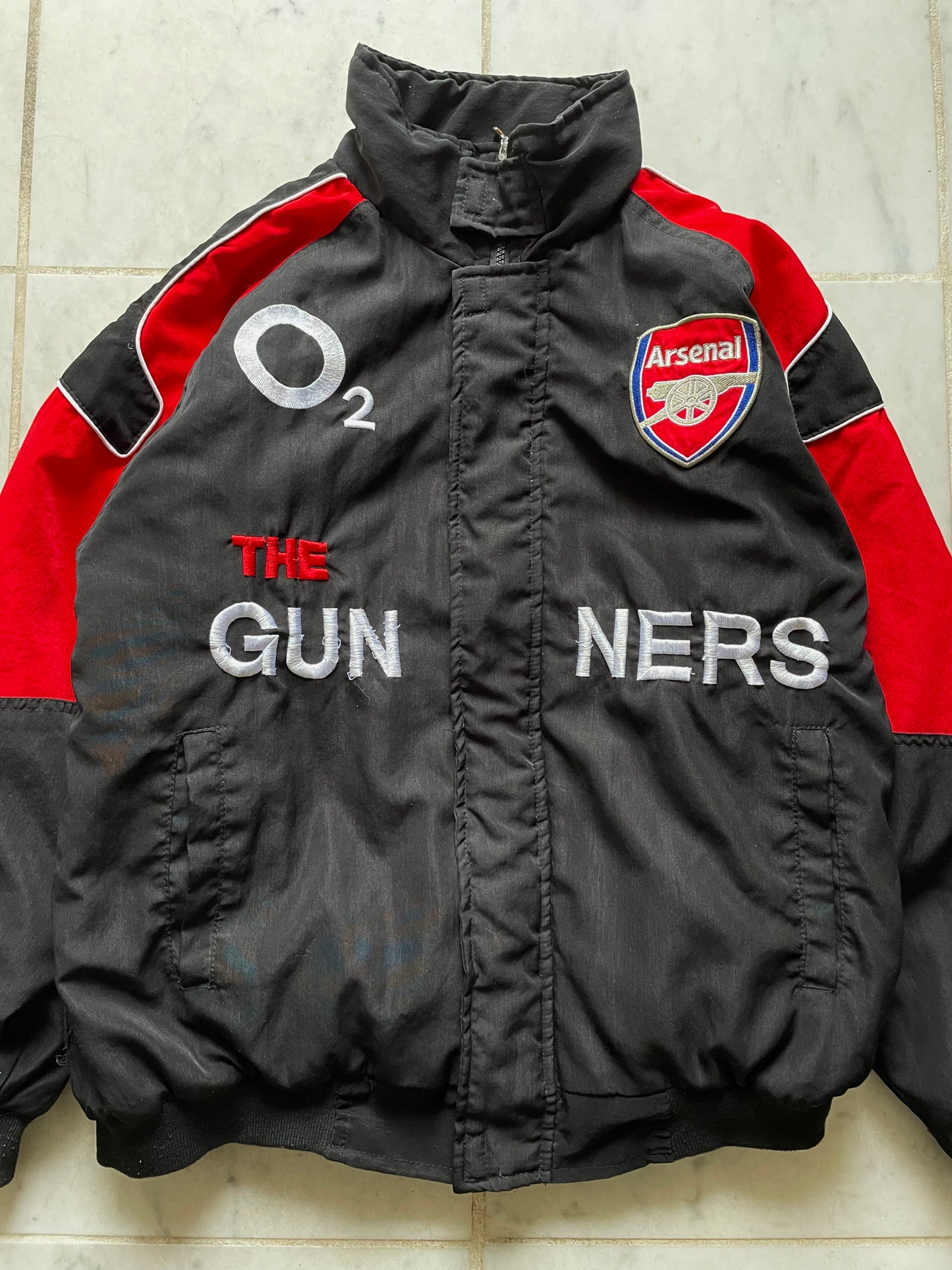 ARSENAL F.C. 'THE GUNNERS' JACKET - MEDIUM