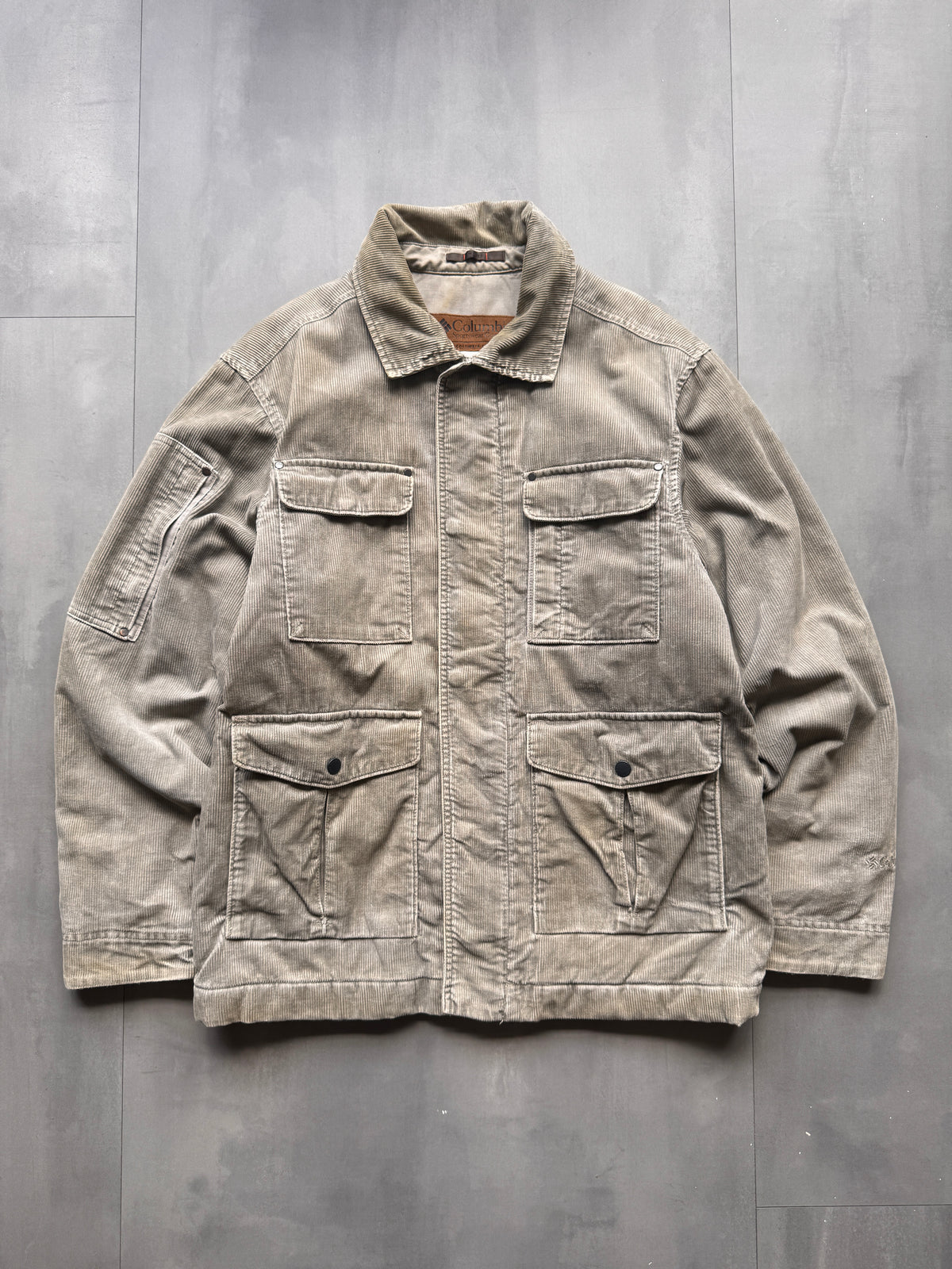 VINTAGE COLUMBIA CORDUROY BEIGE JACKET - M