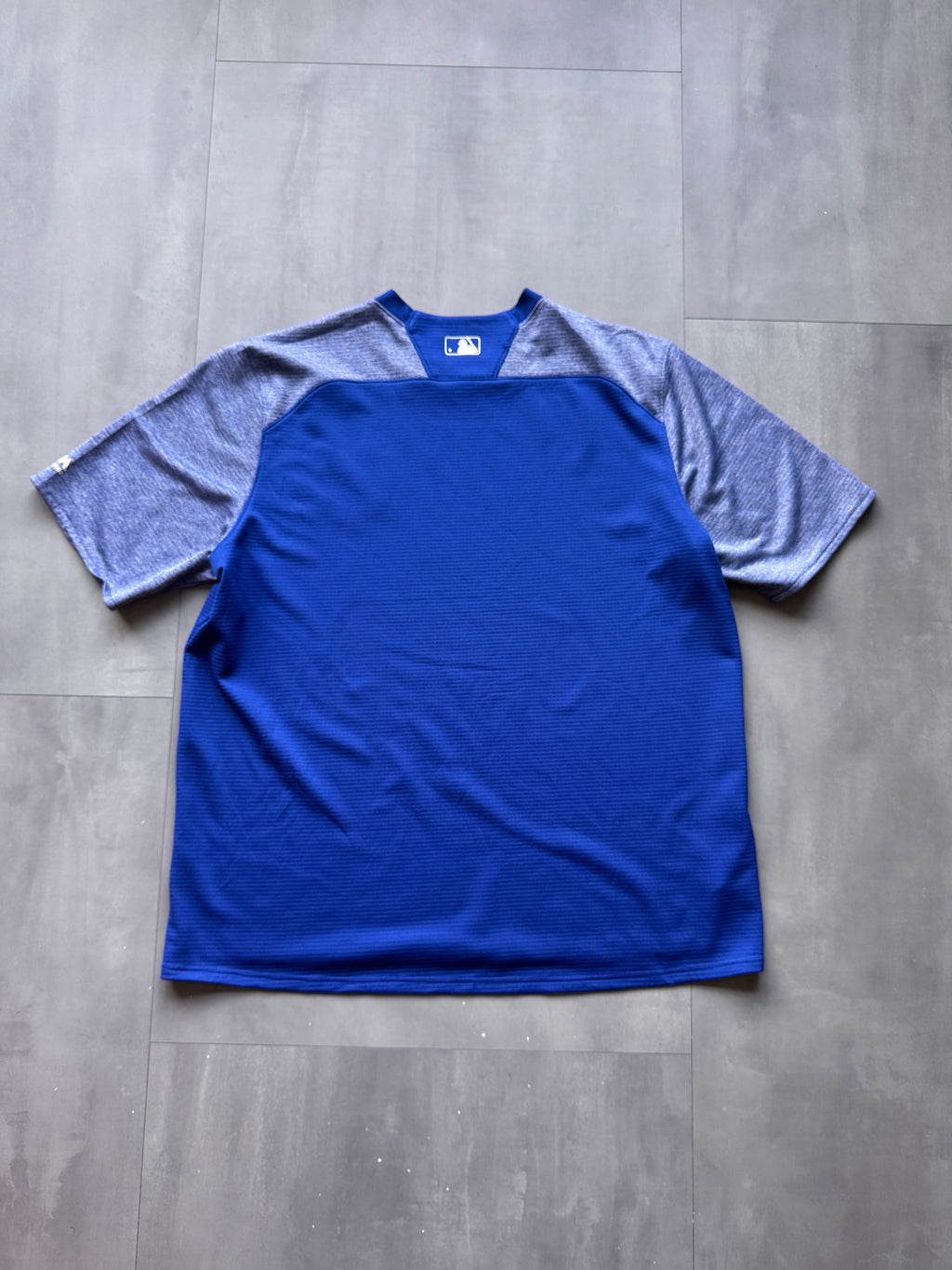 VINTAGE MAJESTIC MLB CHICAGO CUBS JERSEY - XXL