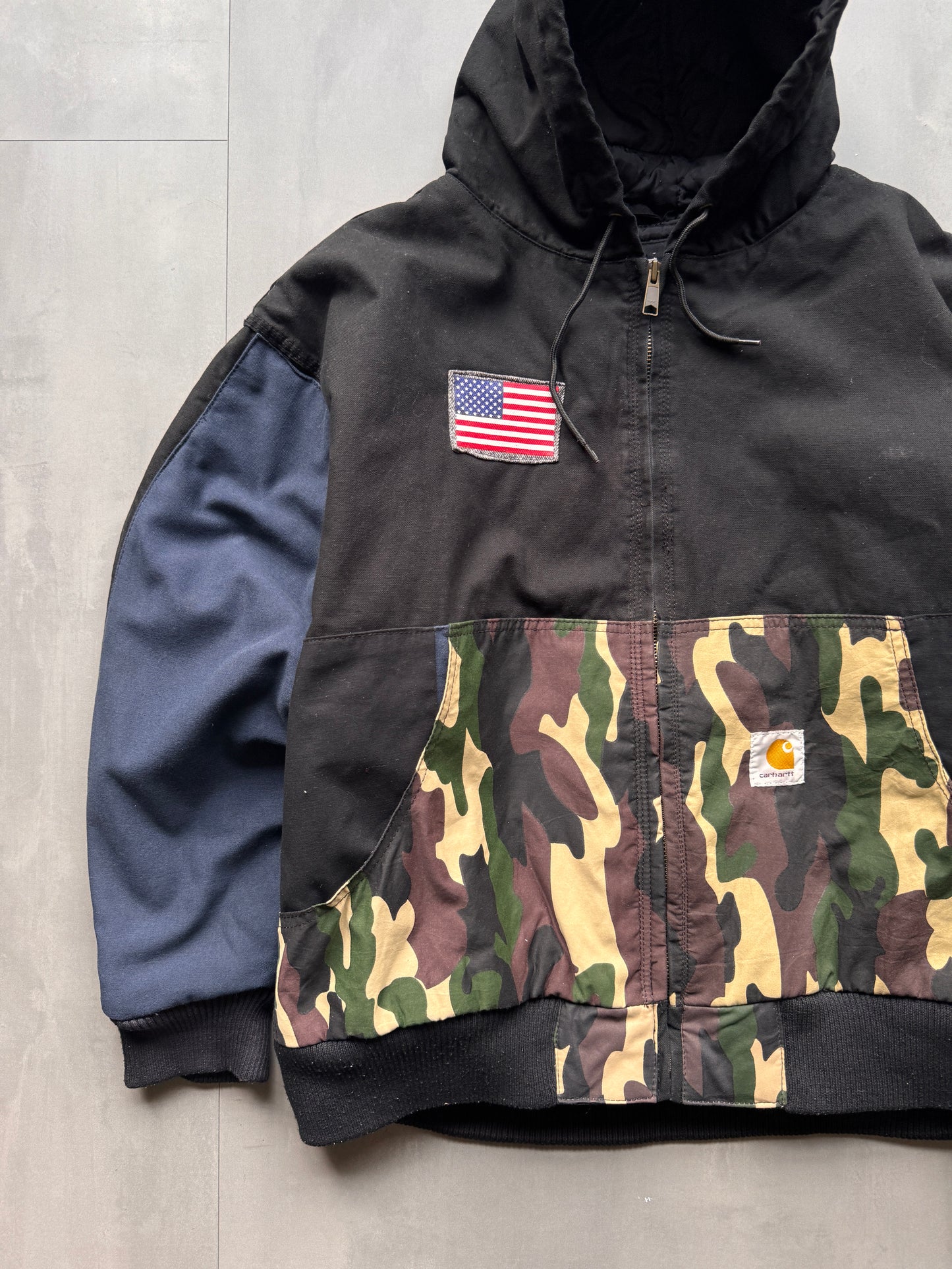 CARHARTT REWORKED CAMO PATTERN ACTIVE JACKET - L