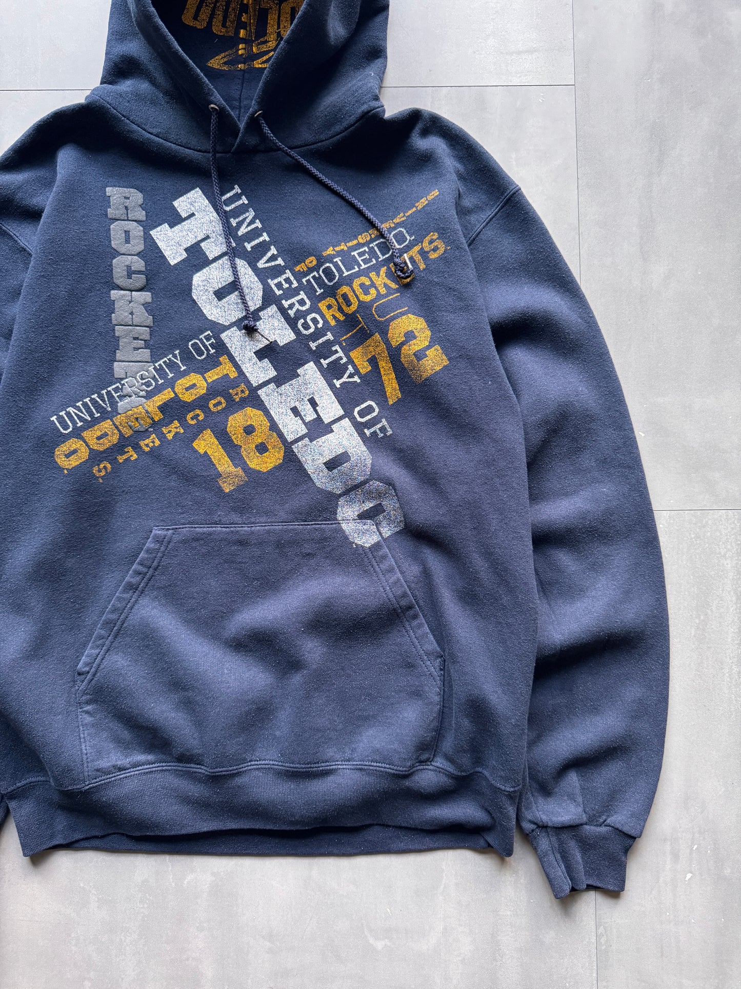 VINTAGE CHAMPION UNIVERSITY OF TOLEDO NAVY HOODIE - M