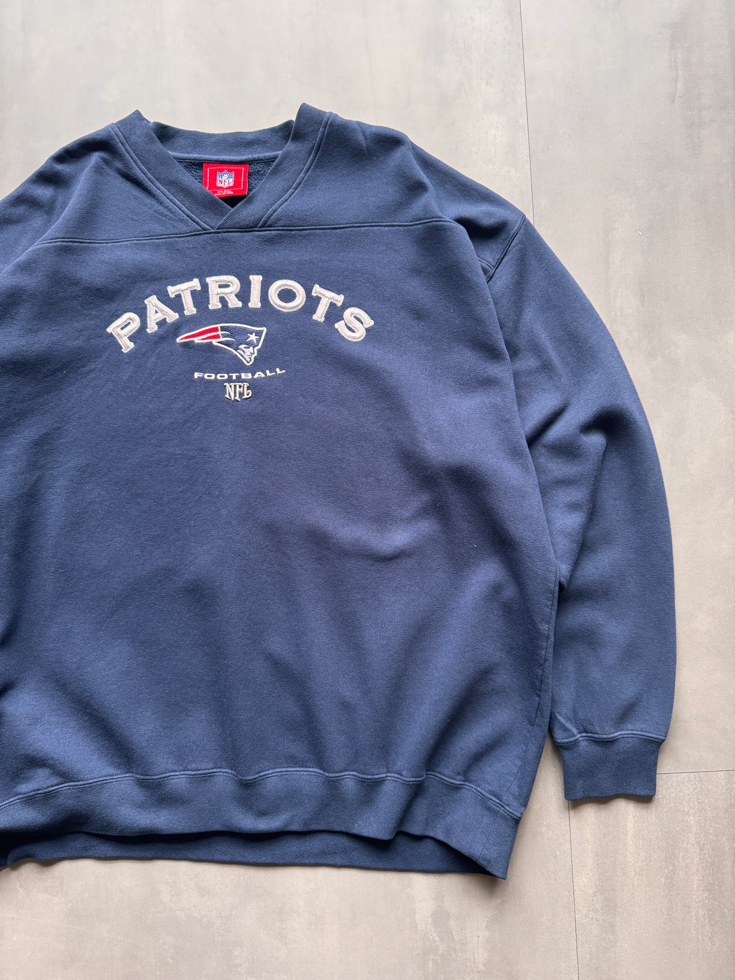 VINTAGE NFL NEW ENGLAND PATRIOTS NAVY SWEATER - XXL