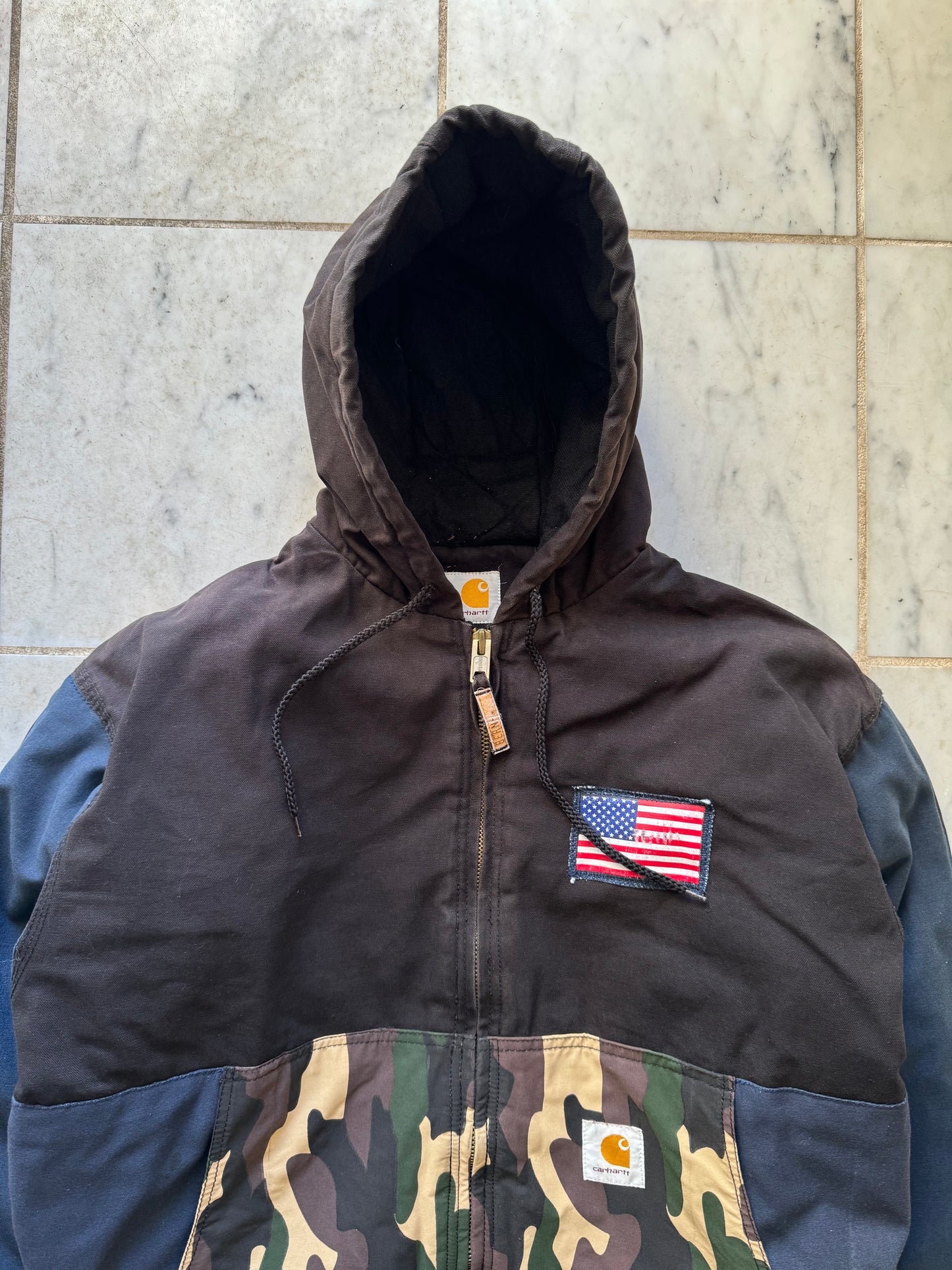 CARHARTT REWORKED CAMO PATTERN ACTIVE JACKET - XLARGE