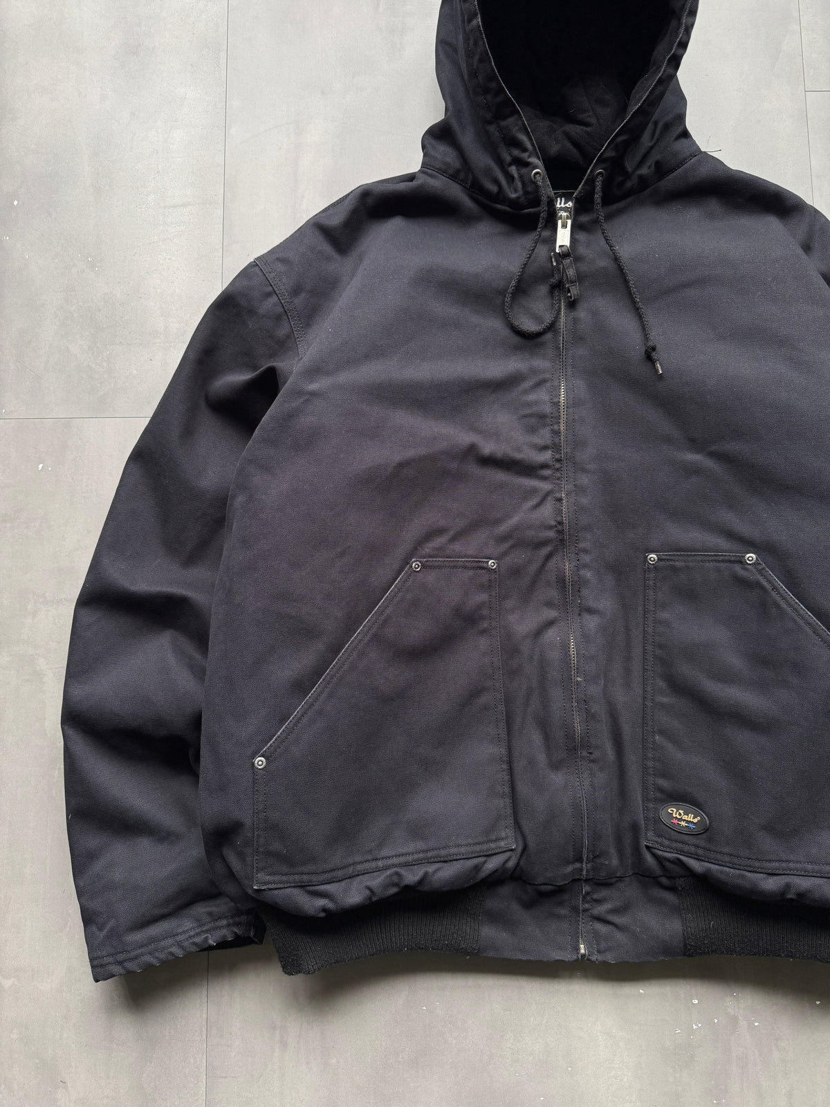 VINTAGE WALLS BLACK ACTIVE JACKET - XXL