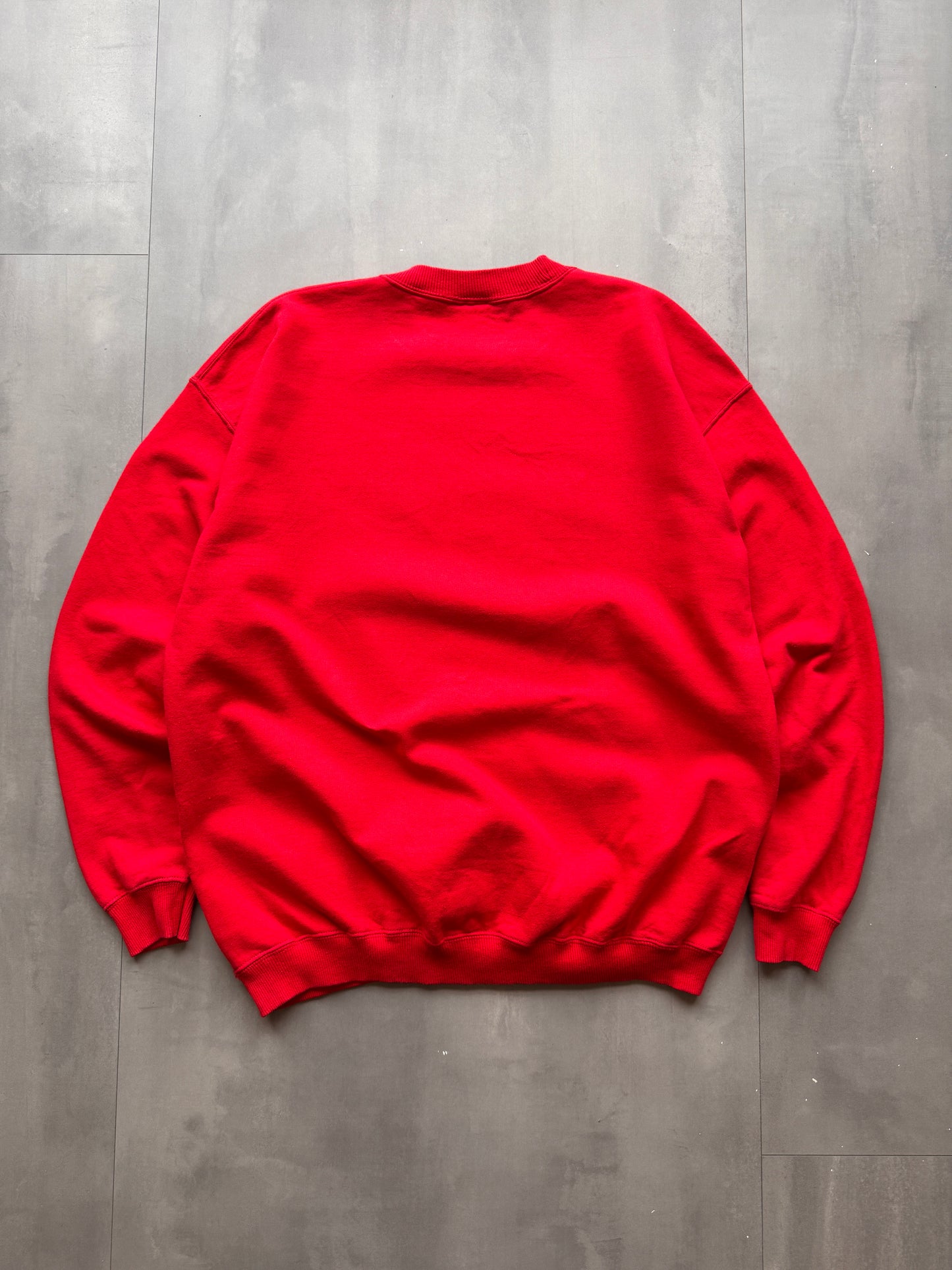 VINTAGE MONTREAL CANADA RED SWEATER - L