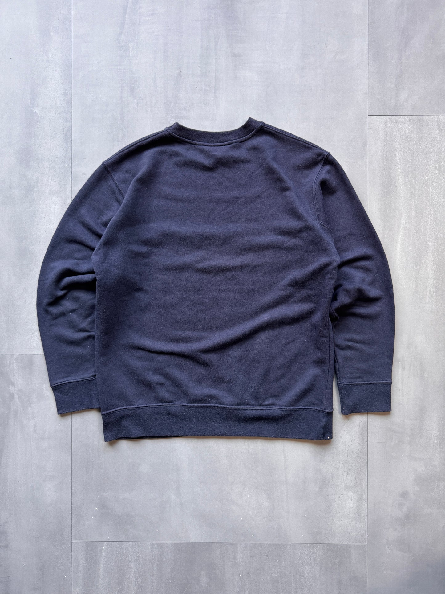 VINTAGE TIMBERLAND NAVY SWEATER - SMALL