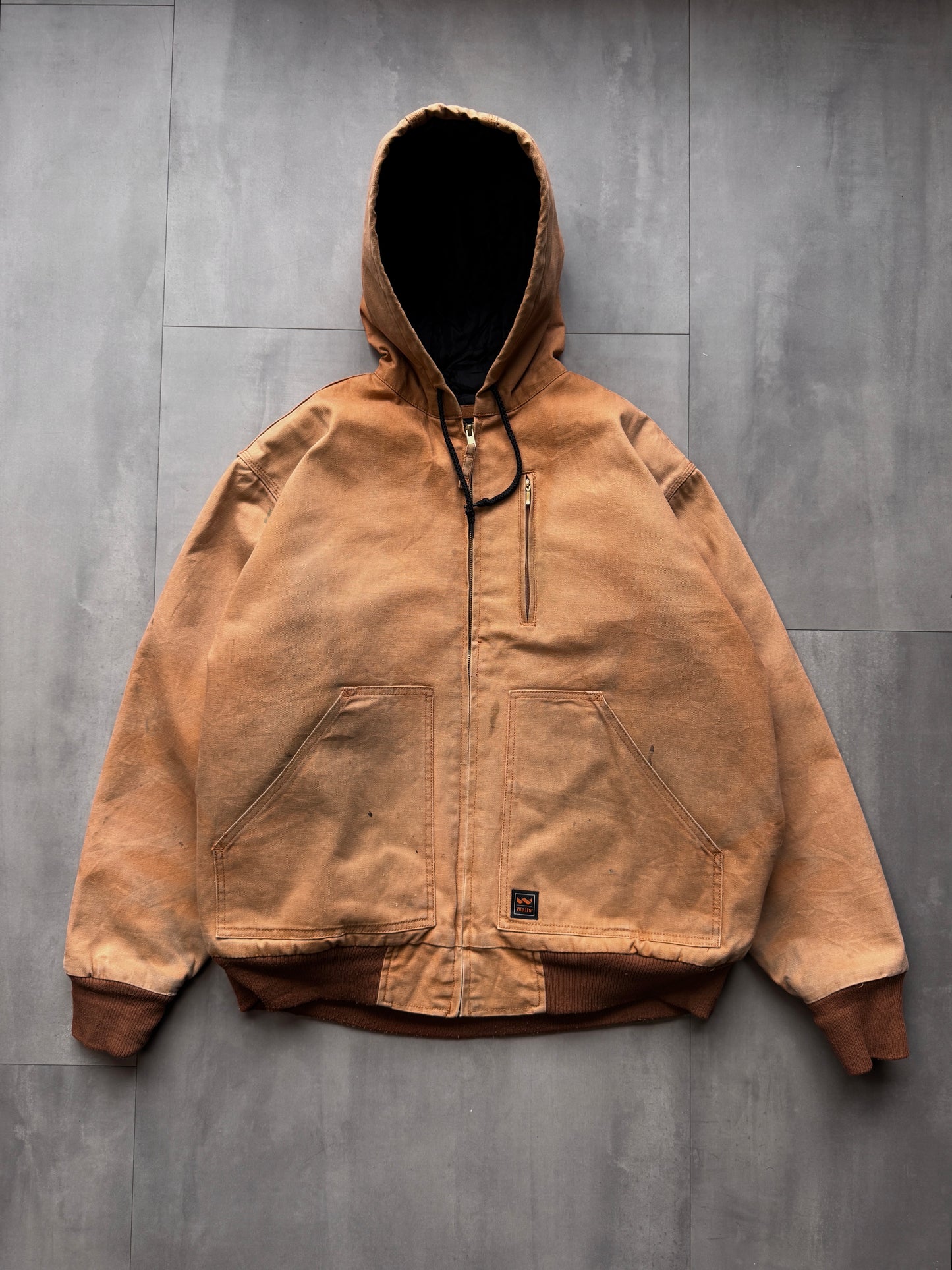 VINTAGE WALLS TAN ACTIVE JACKET - XLARGE/XXLARGE