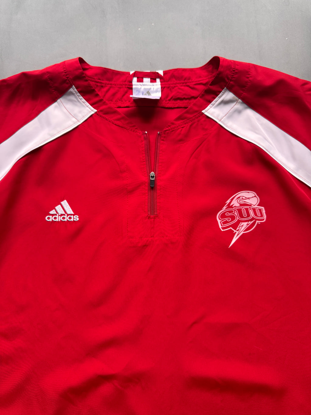 VINTAGE ADIDAS SOUTHERN UTAH UNIVERSITY RED SPORT TEE - XL