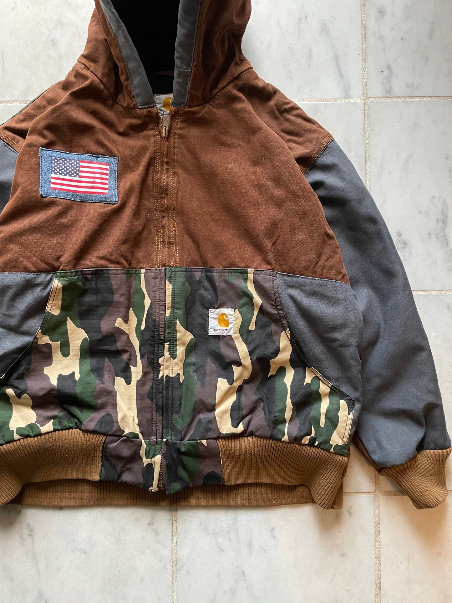 CARHARTT REWORKED MILITARY ACTIVE JACKET - LARGE