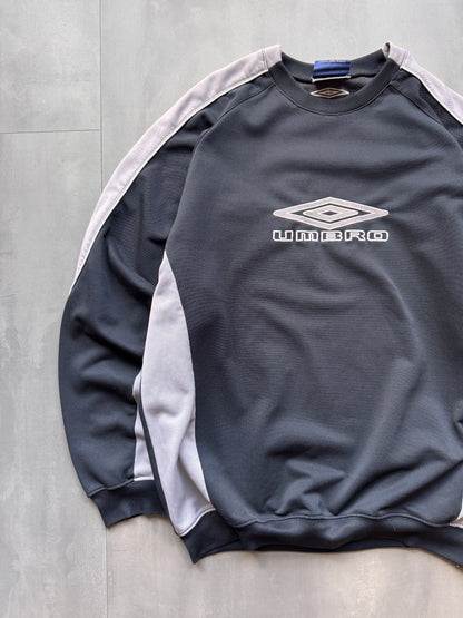 VINTAGE UMBRO BLACK SWEATER - L