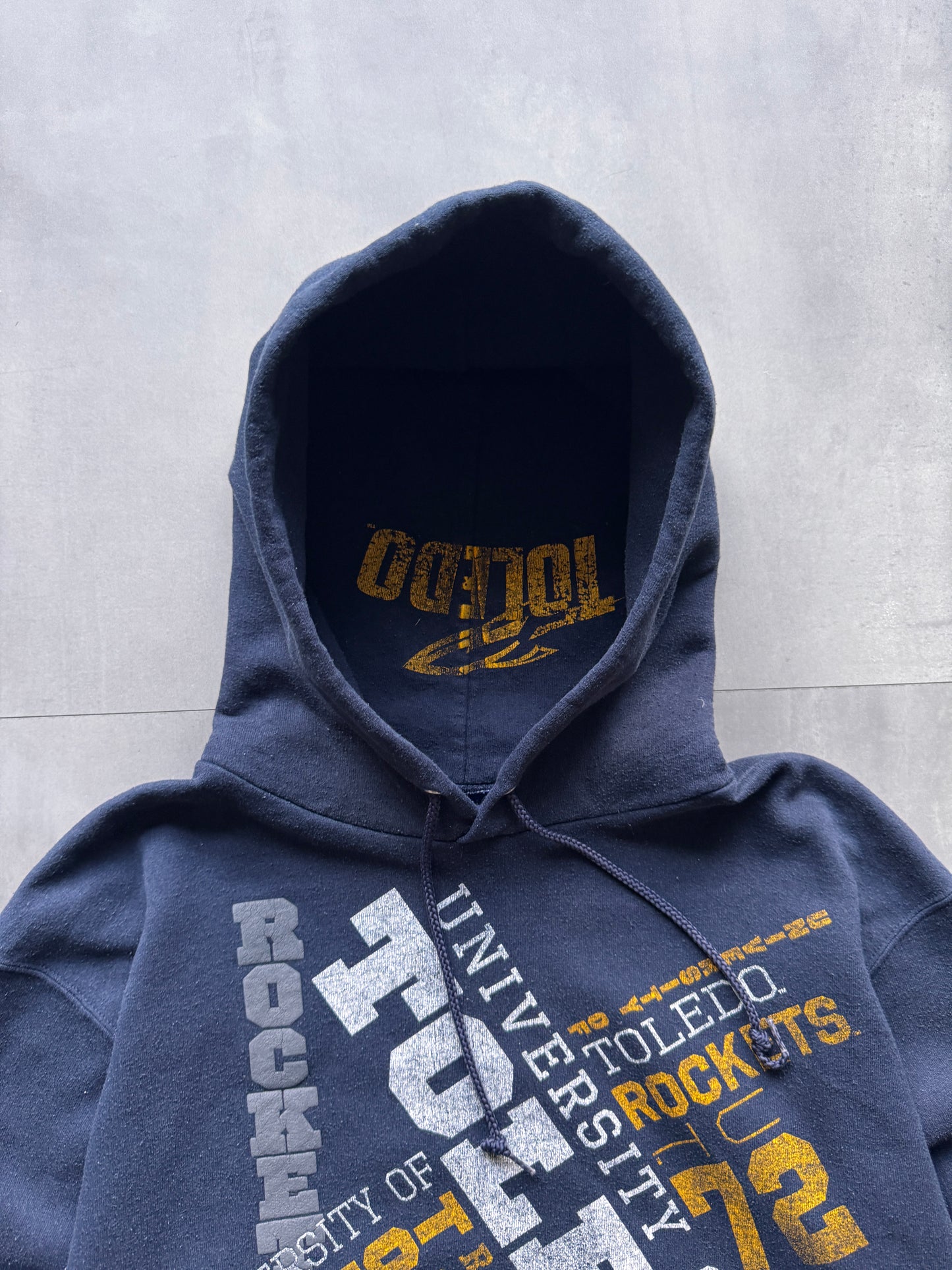 VINTAGE CHAMPION UNIVERSITY OF TOLEDO NAVY HOODIE - M