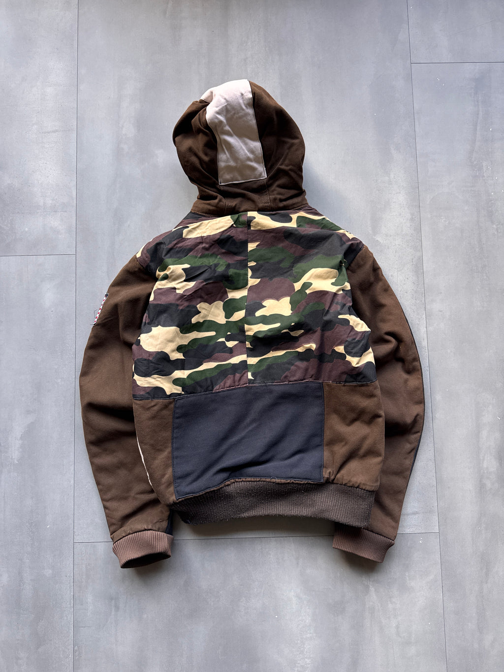 VINTAGE CARHARTT REWORKED CAMO PATTERN ACTIVE JACKET - XS