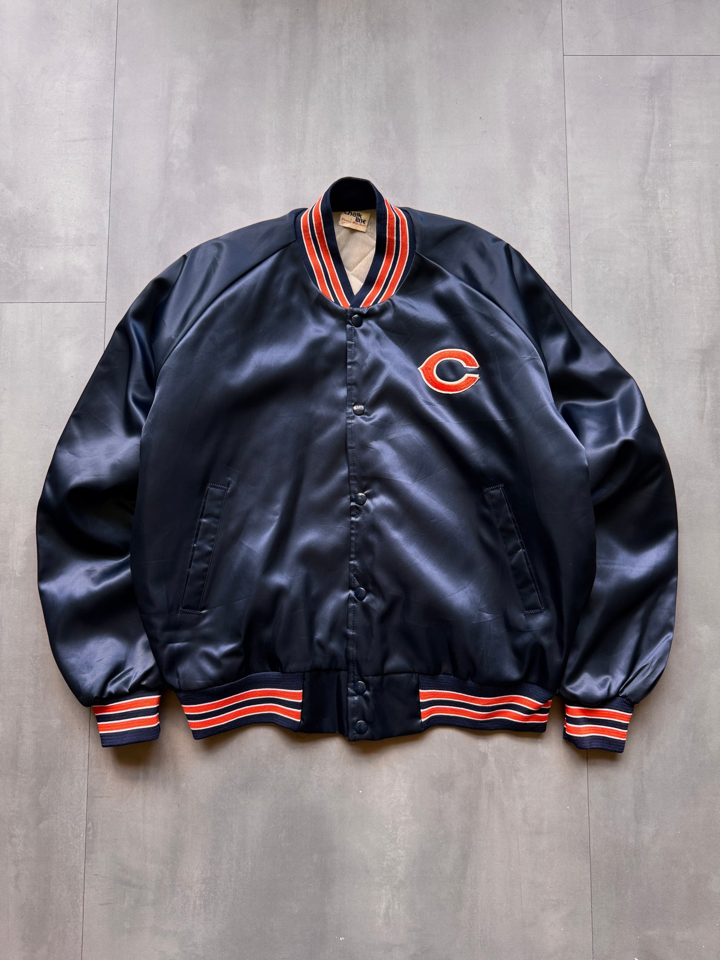 VINTAGE NFL CHALKLINE CHICAGO BEARS NAVY SATIN BOMBER JACKET - L