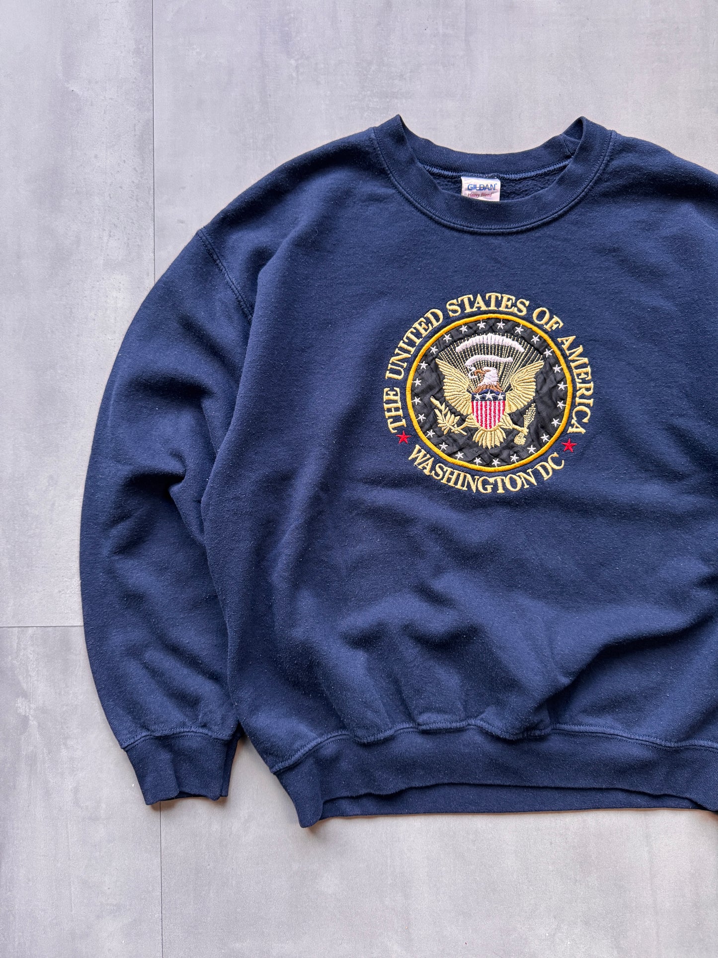 VINTAGE THE UNITED STATES OF AMERICA WASHINGTON DC NAVY SWEATER - SMALL