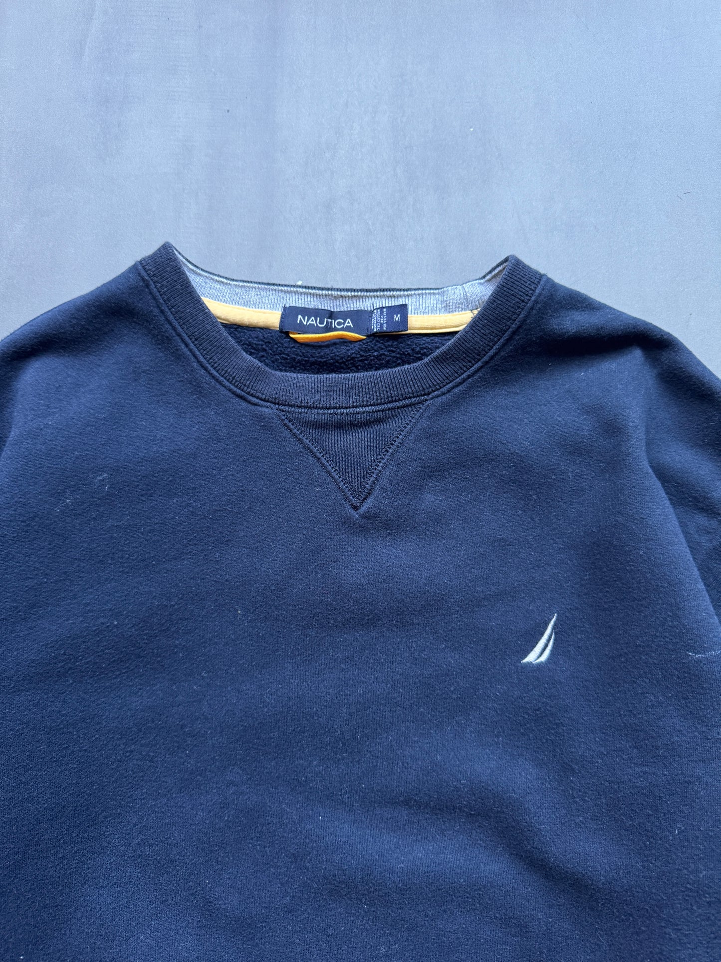 VINTAGE NAUTICA NAVY SWEATER - M
