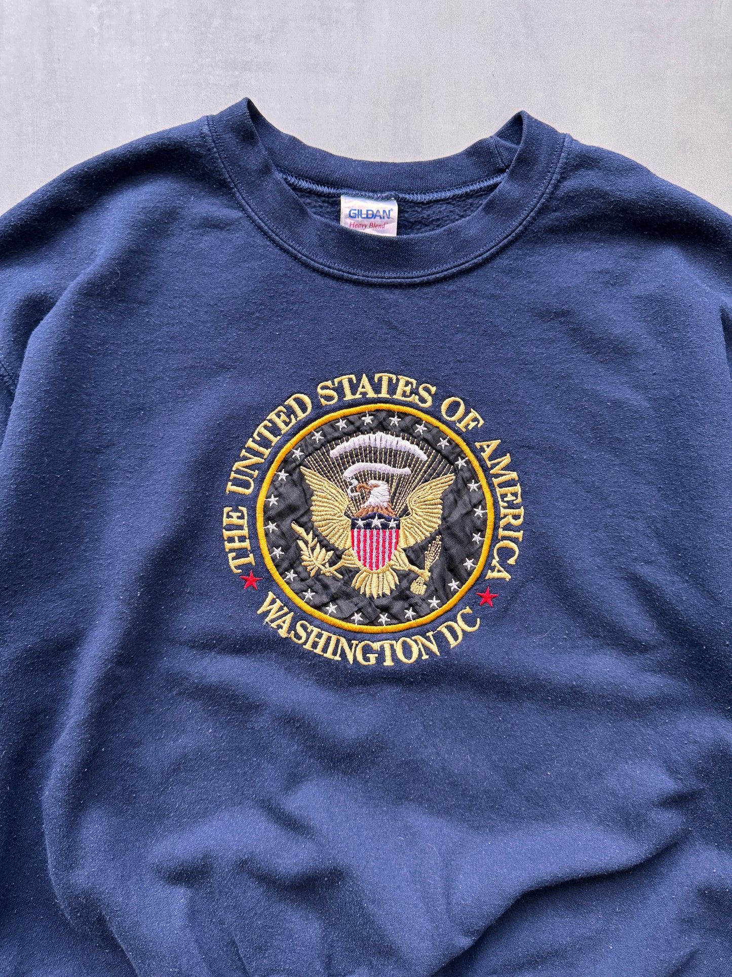 VINTAGE THE UNITED STATES OF AMERICA WASHINGTON DC NAVY SWEATER - SMALL