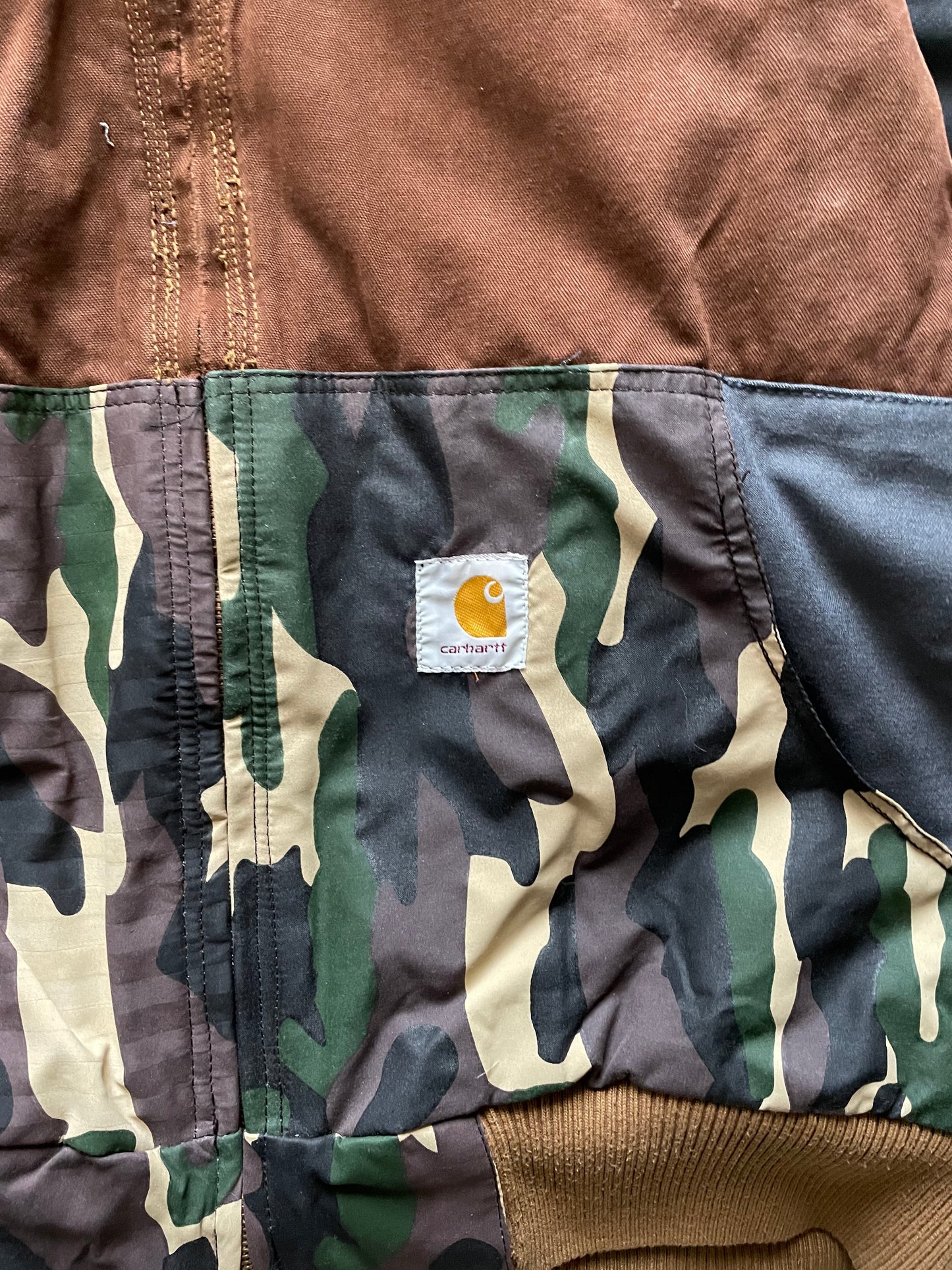 CARHARTT REWORKED MILITARY ACTIVE JACKET - LARGE