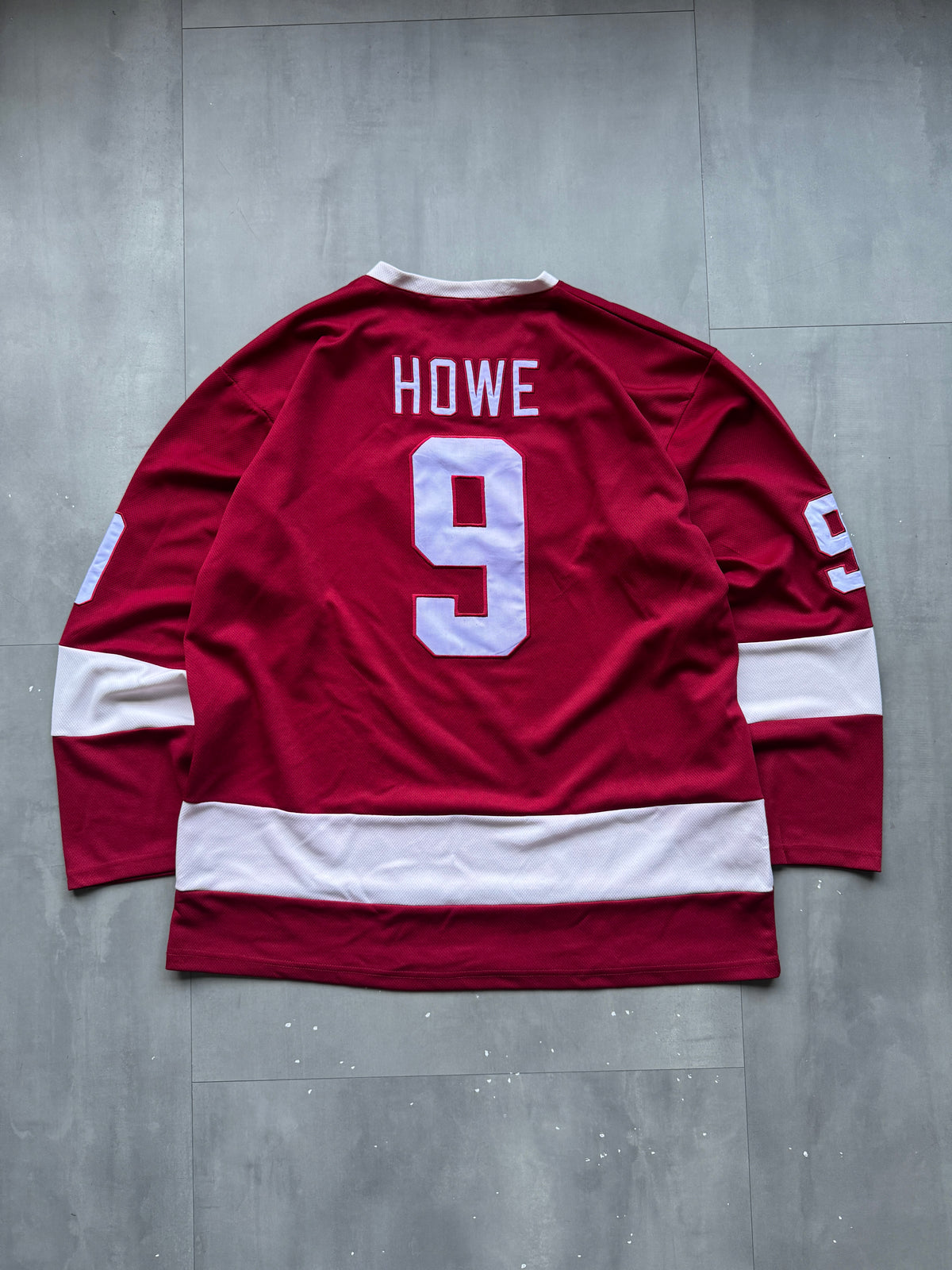 VINTAGE NHL DETROIT RED WINGS GORDIE HOWE RED JERSEY - XXL
