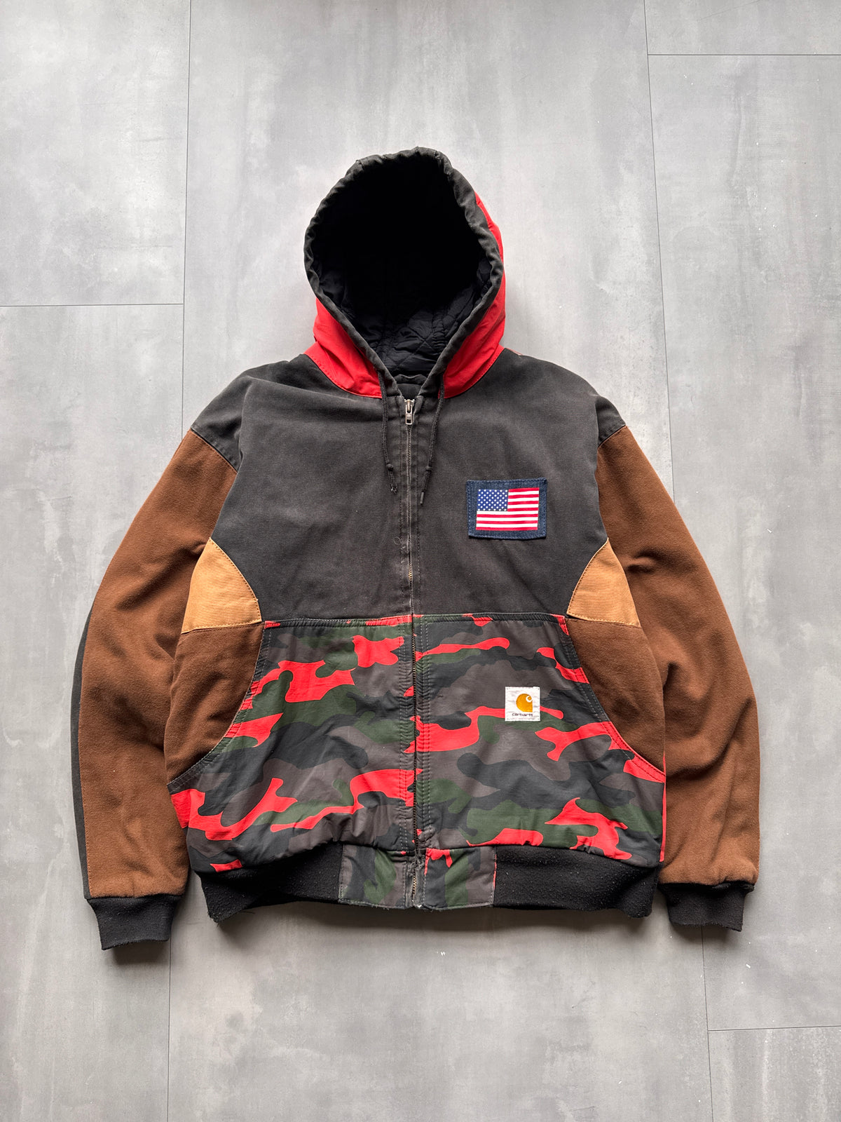 VINTAGE CARHARTT REWORKED CAMO PATTERN ACTIVE JACKET - L