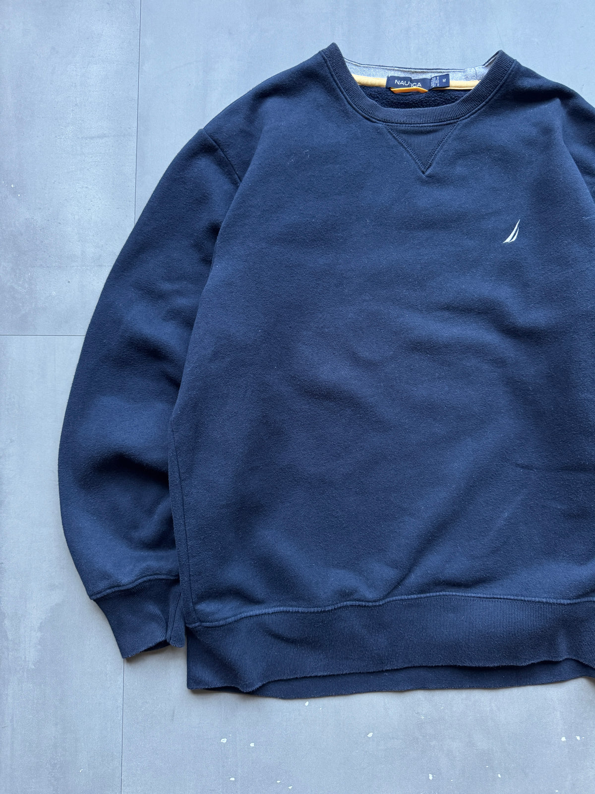 VINTAGE NAUTICA NAVY SWEATER - M