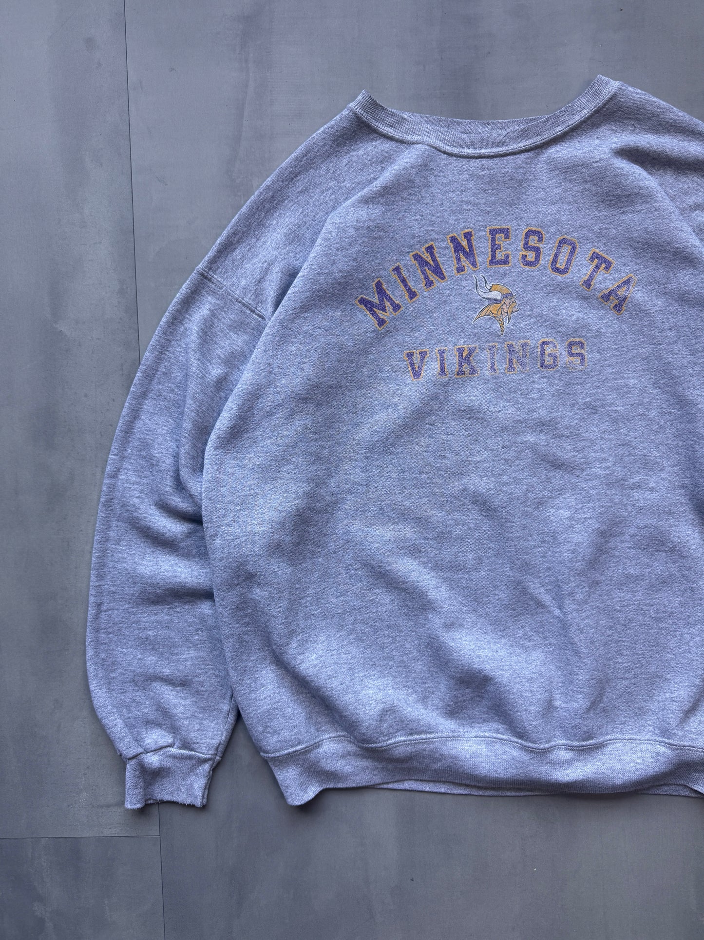VINTAGE CHAMPION GREY MINNESOTA VIKINGS SWEATER - LARGE