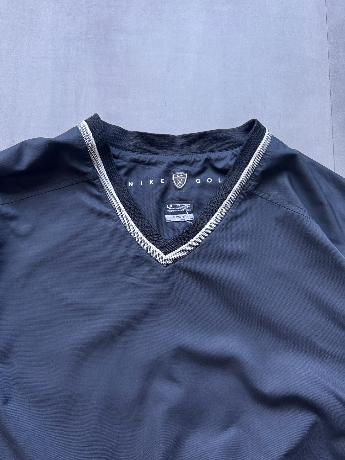 VINTAGE NIKE GOLF BLACK WINDBREAKER - XL