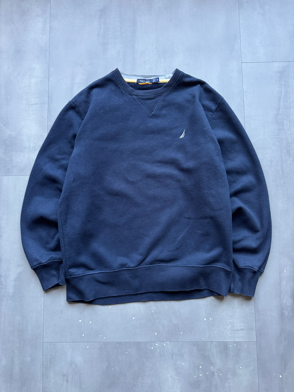 VINTAGE NAUTICA NAVY SWEATER - M