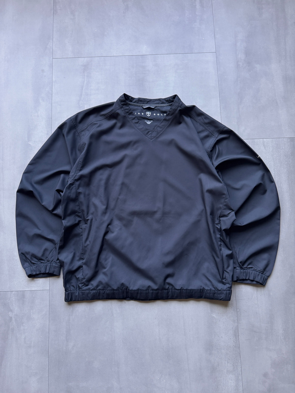 VINTAGE NIKE GOLF DARK GREY WINDBREAKER - L