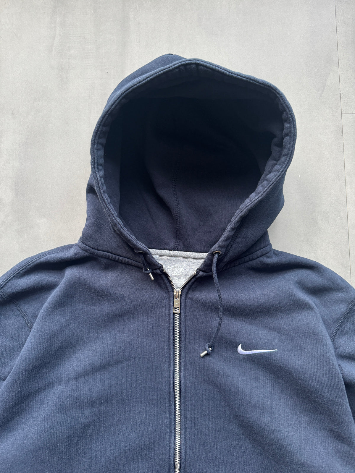 VINTAGE NIKE SWOOSH NAVY ZIP UP HOODIE - XXL