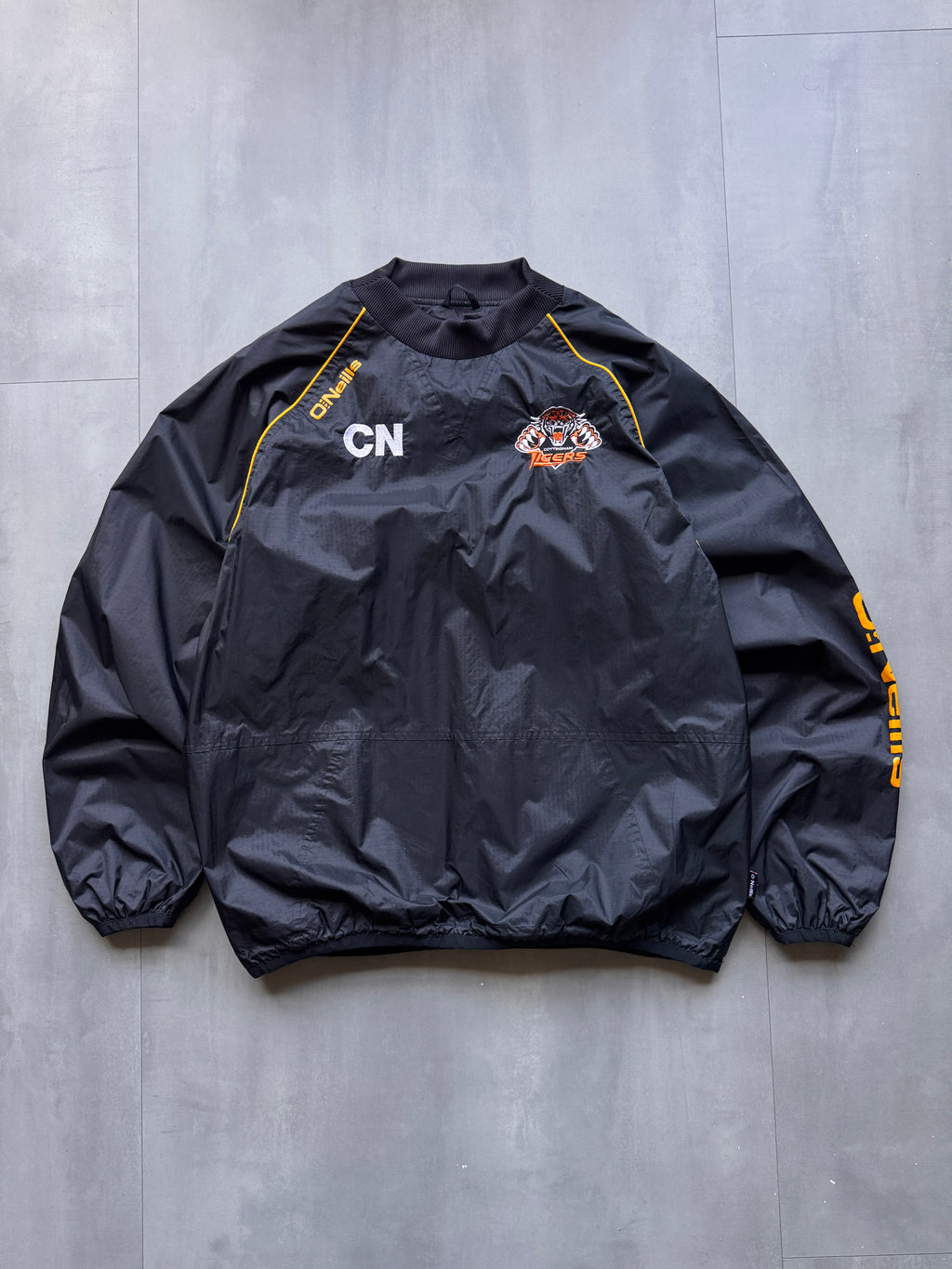 VINTAGE O'NEILLS BLACK WINDBREAKER - S