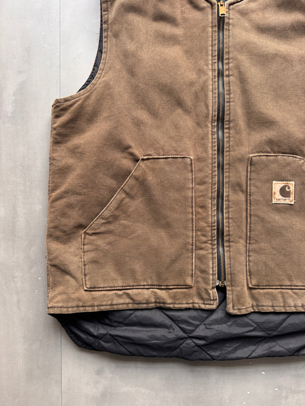 VINTAGE CARHARTT FADED DARK BROWN GILET - L