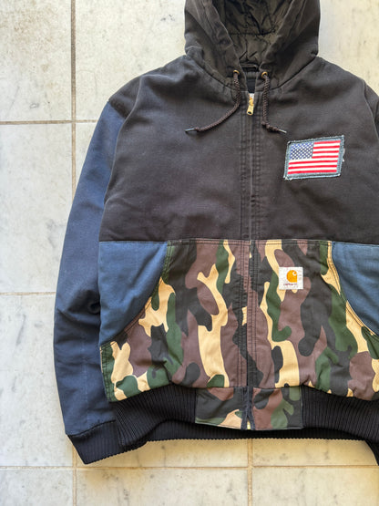 CARHARTT REWORKED CAMO PATTERN ACTIVE JACKET - MEDIUM