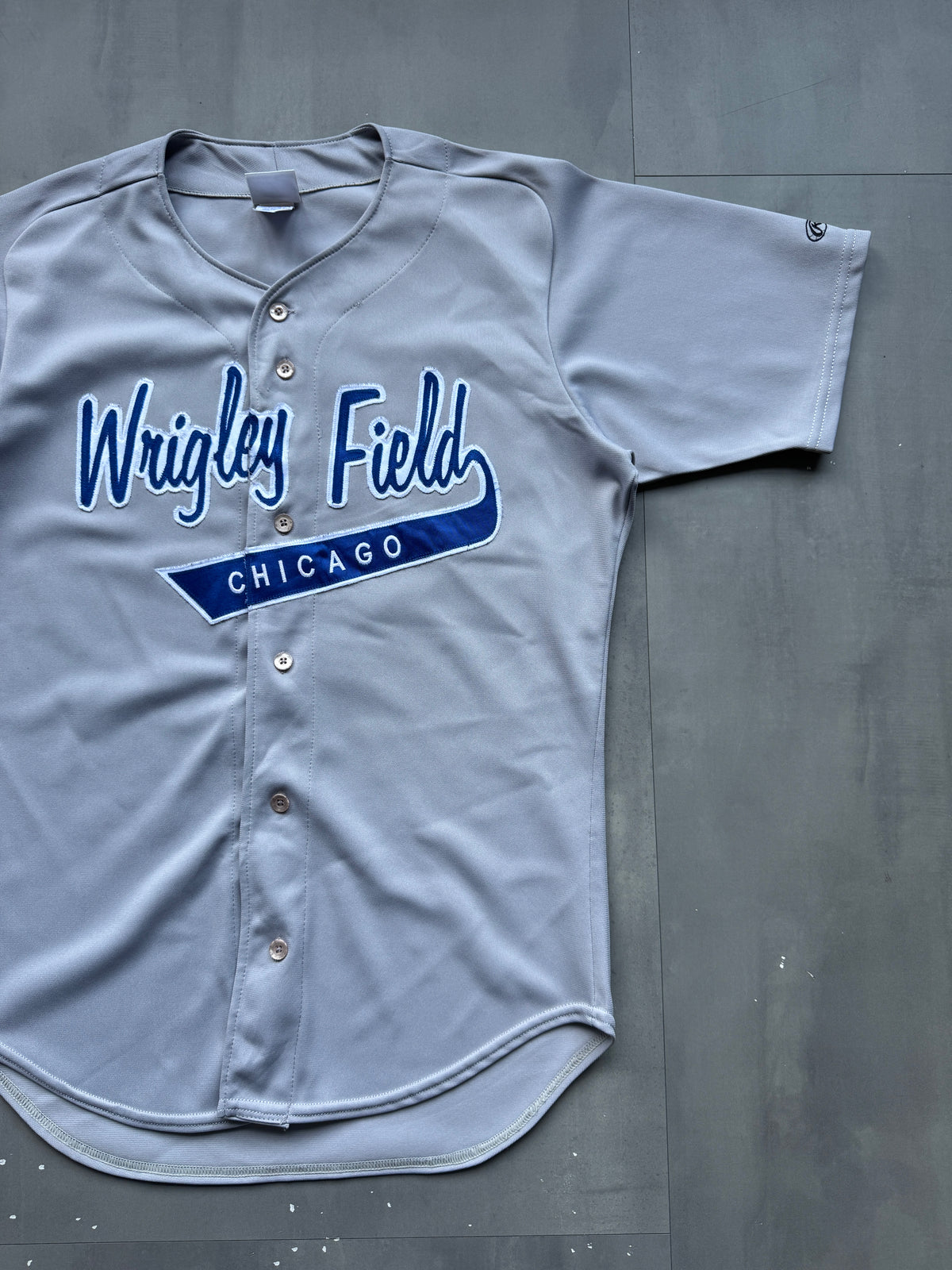 VINTAGE RAWLINGS MLB WRIGLEY FIELD CHICAGO CUBS JERSEY - L