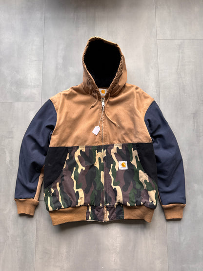 VINTAGE CARHARTT REWORKED CAMO PATTERN ACTIVE JACKET - S