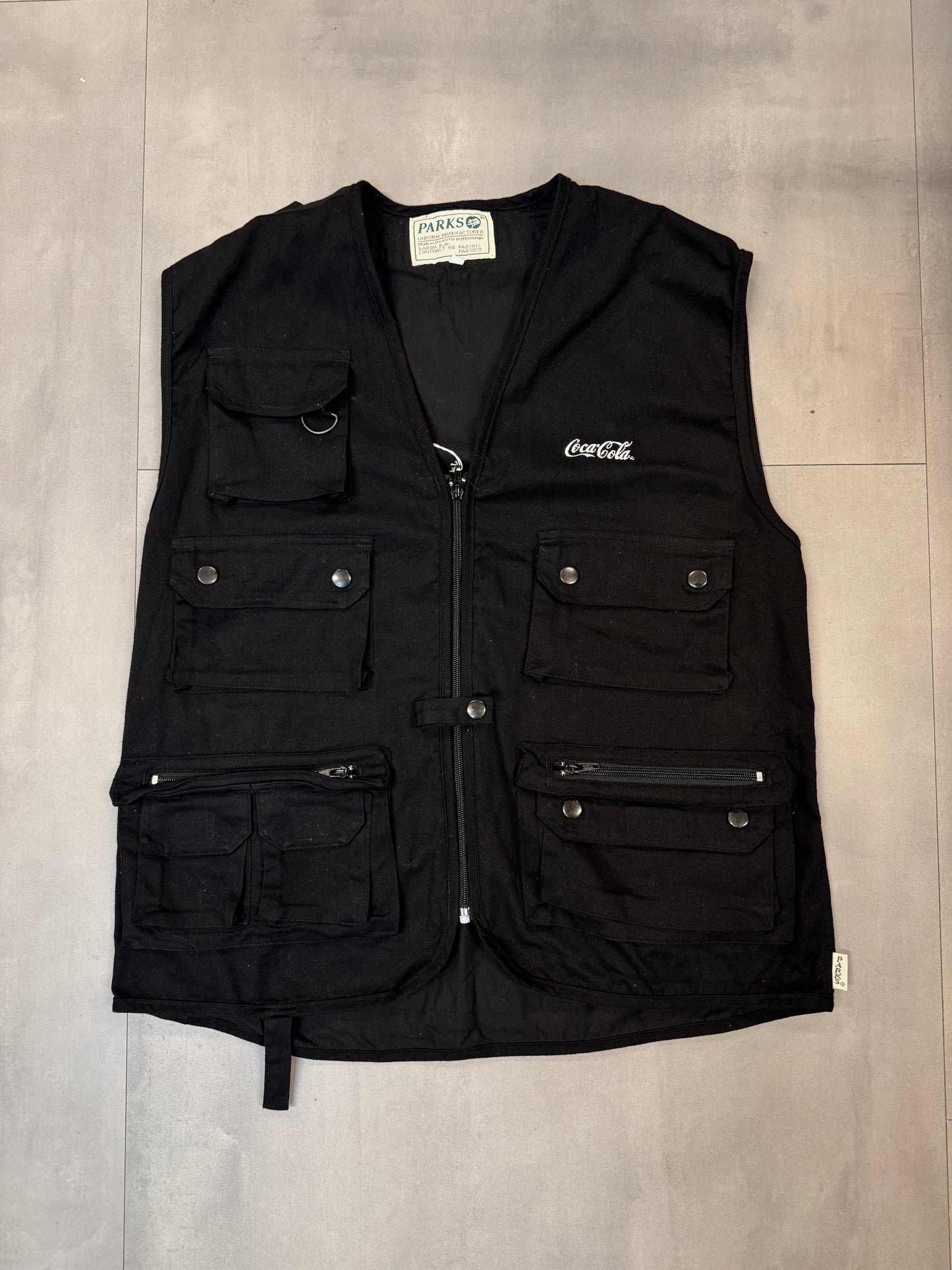 COCA COLA BLACK FISHERMEN GILET - MEDIUM