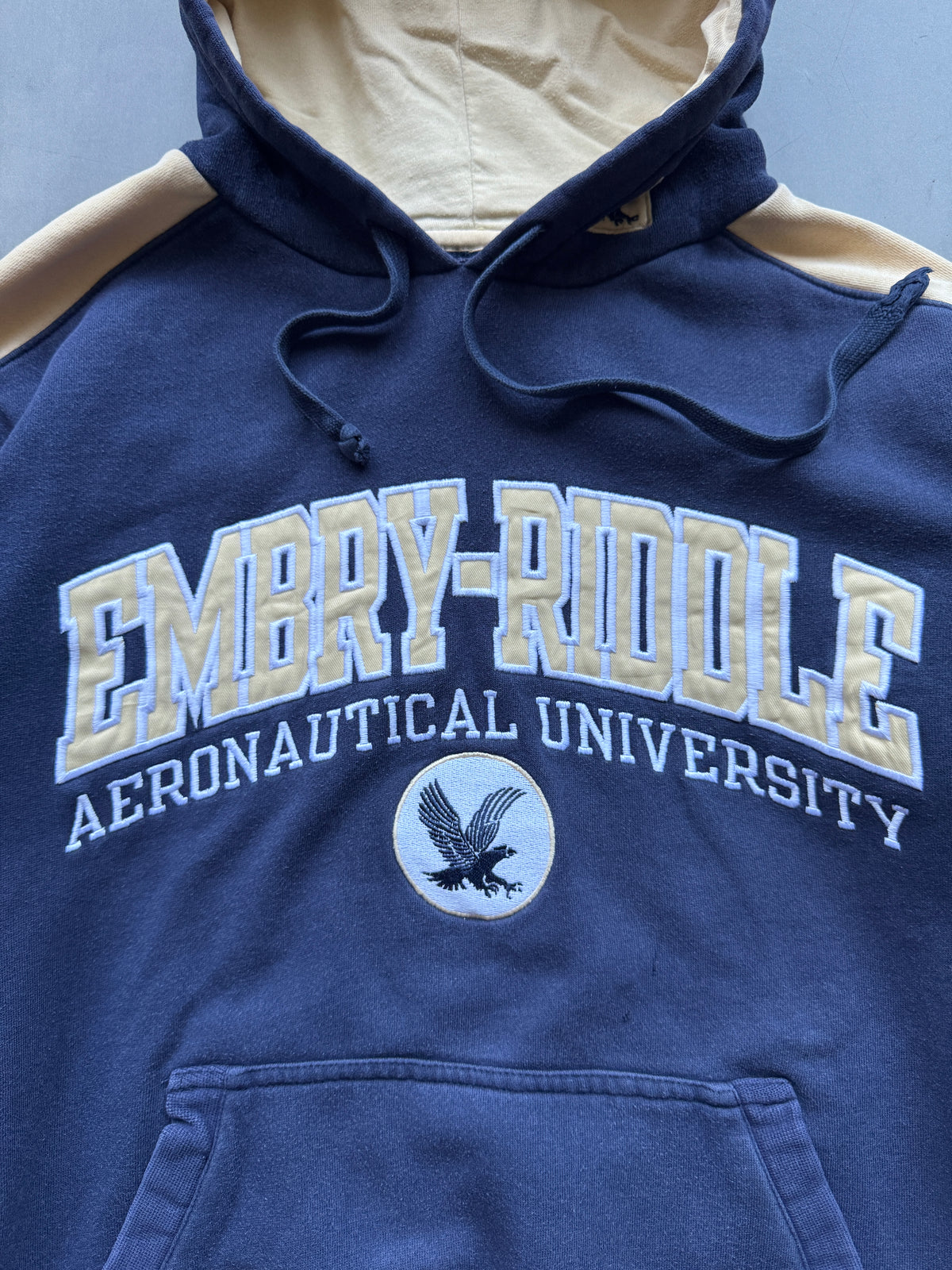 VINTAGE EMBRY-RIDDLE EAGLES NAVY HOODIE - M
