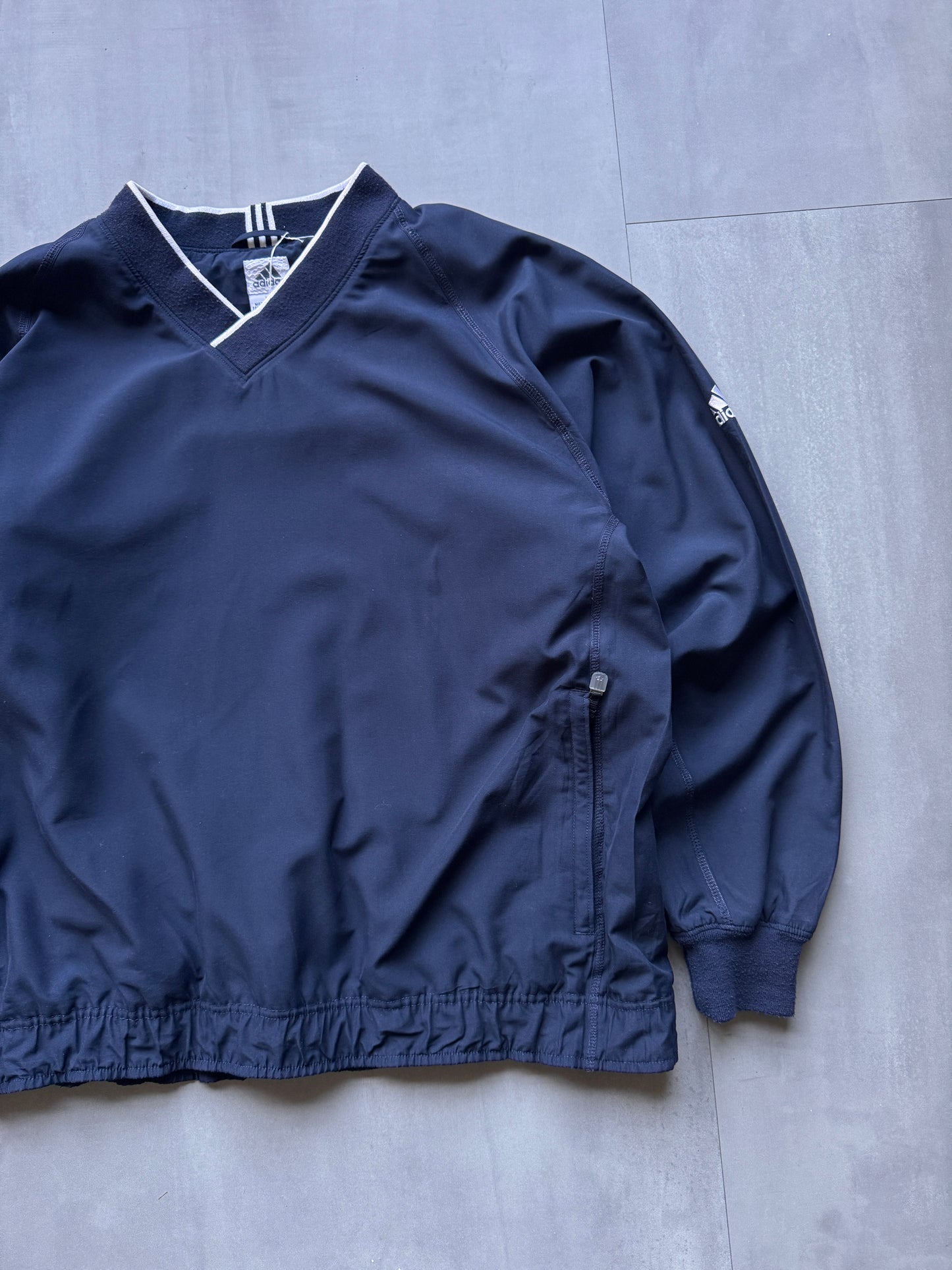 VINTAGE ADIDAS NAVY WINDBREAKER - M