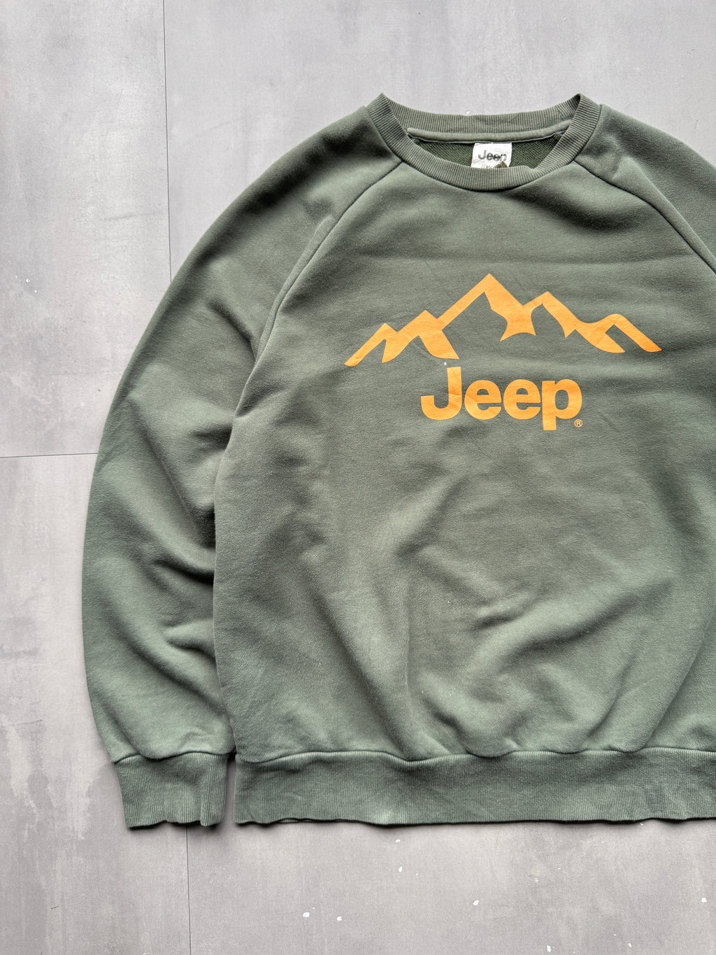 VINTAGE JEEP GREEN SWEATER - L