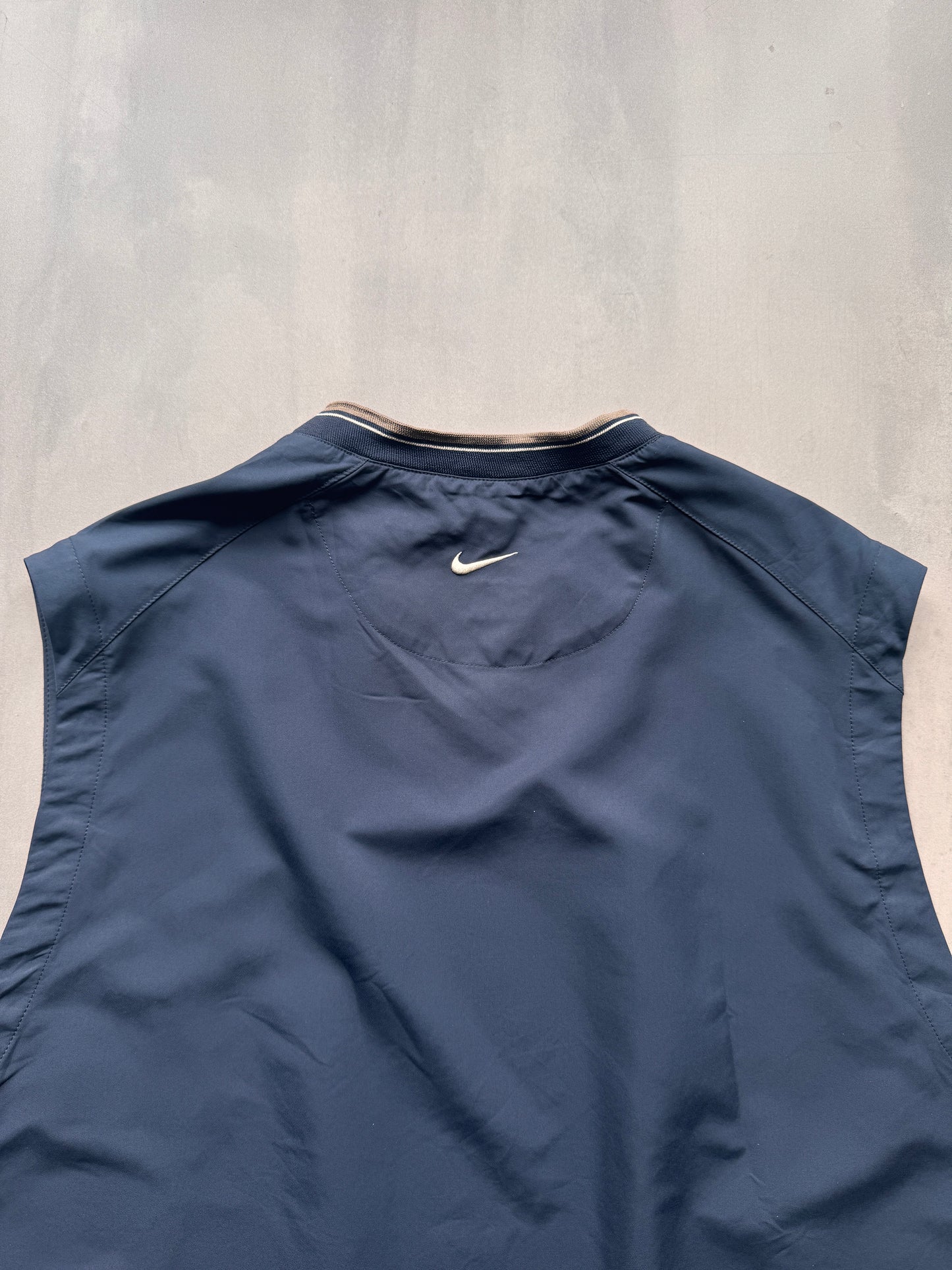 VINTAGE NIKE GOLF NAVY VEST - L