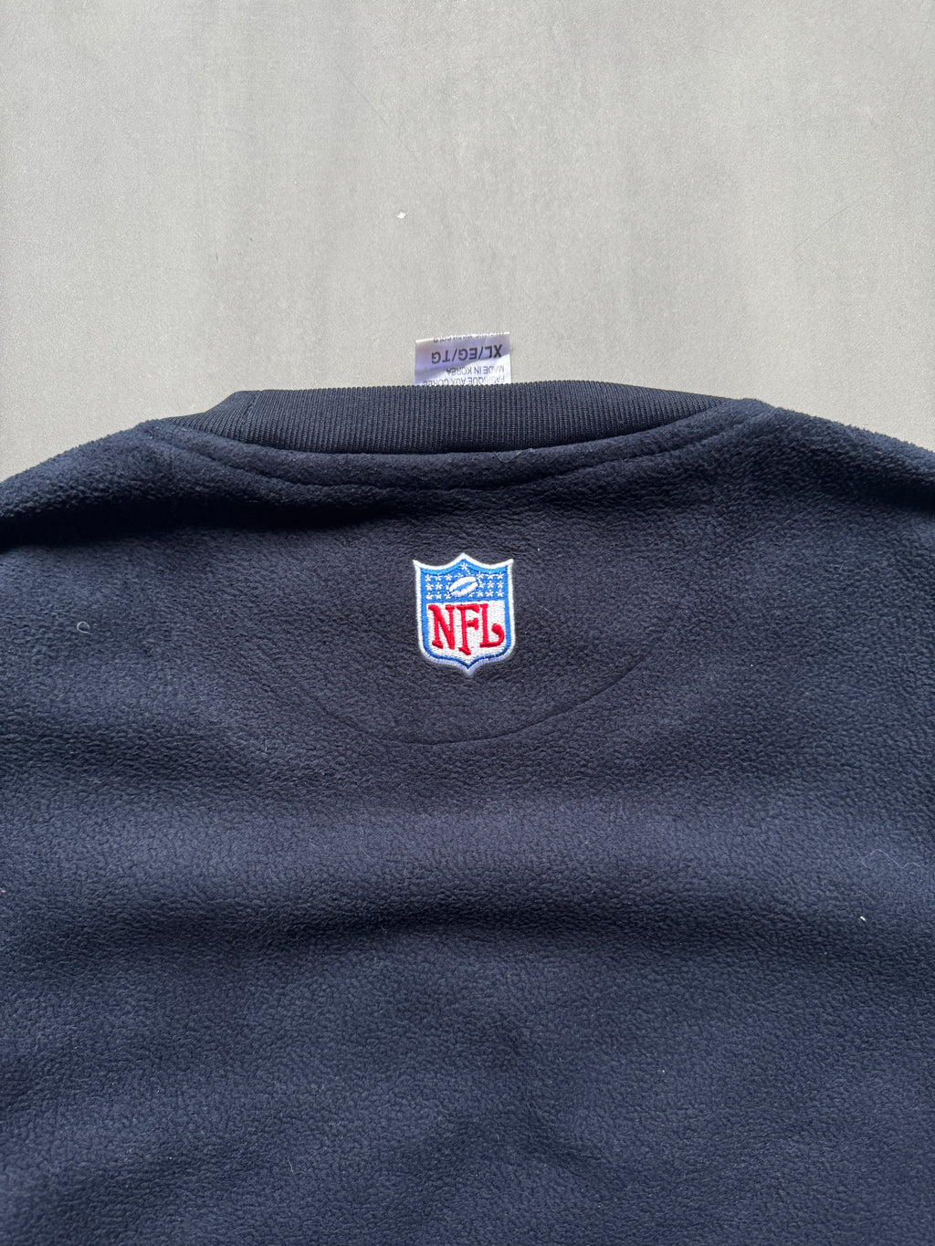 VINTAGE NFL SEATTLE SEAHAWKS NAVY SWEATER - XL