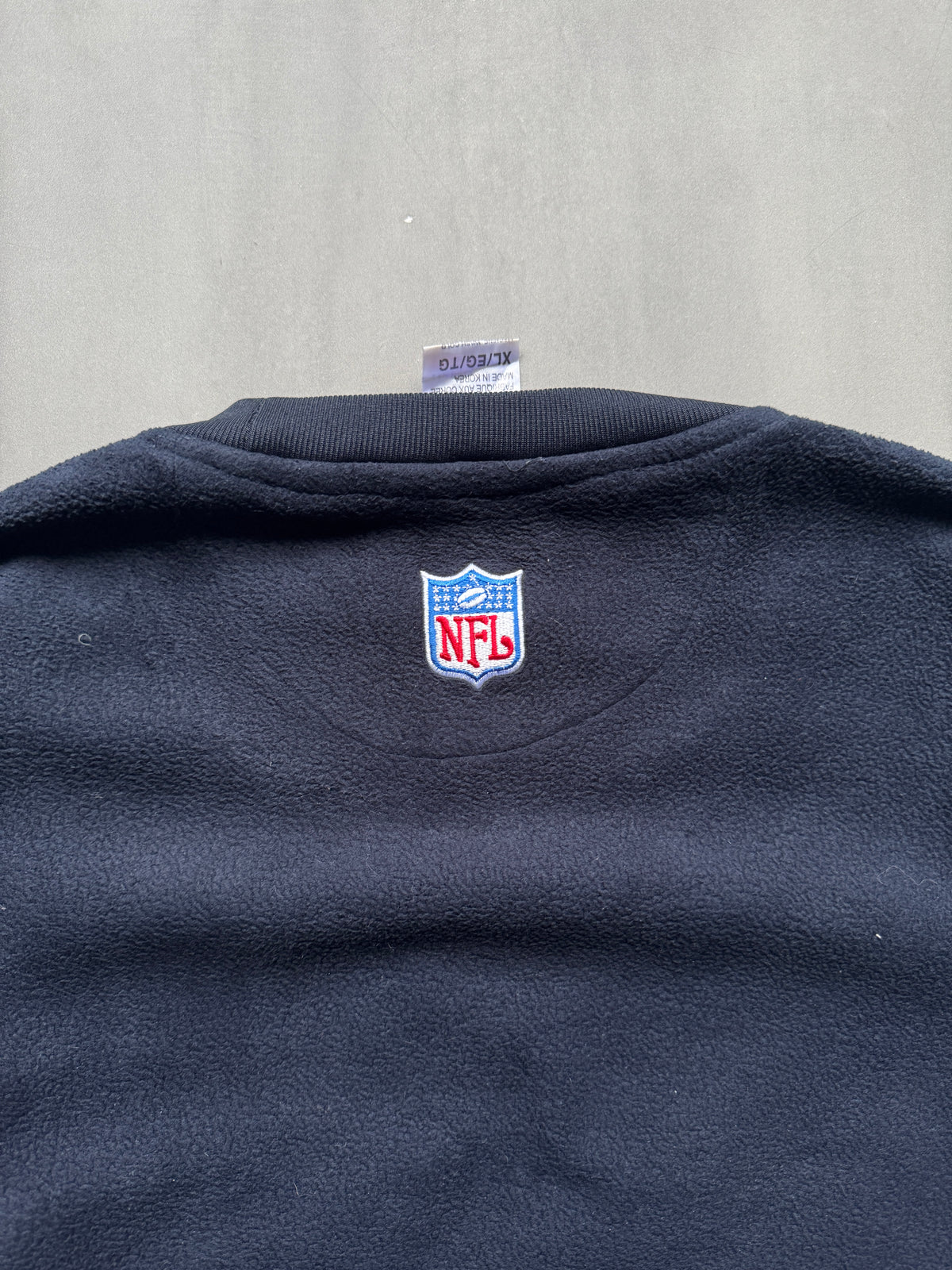 VINTAGE NFL SEATTLE SEAHAWKS NAVY SWEATER - XL
