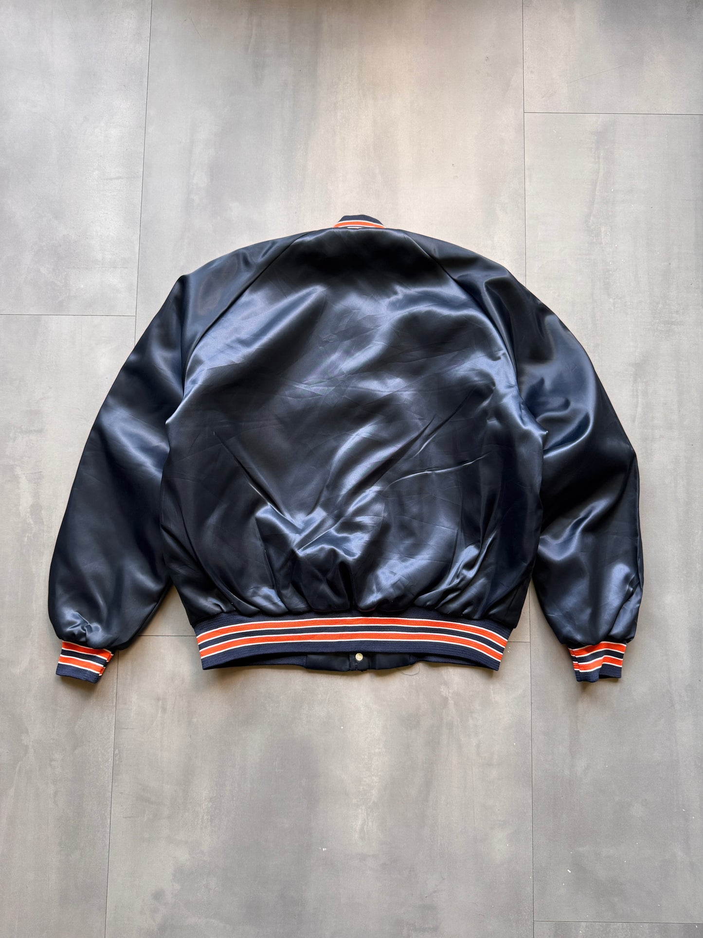 VINTAGE NFL CHALKLINE CHICAGO BEARS NAVY SATIN BOMBER JACKET - L