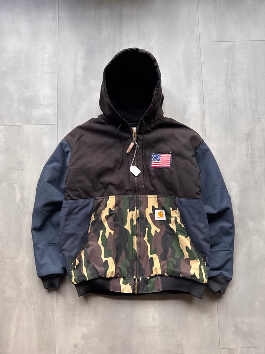 VINTAGE CARHARTT REWORKED CAMO PATTERN ACTIVE JACKET - M