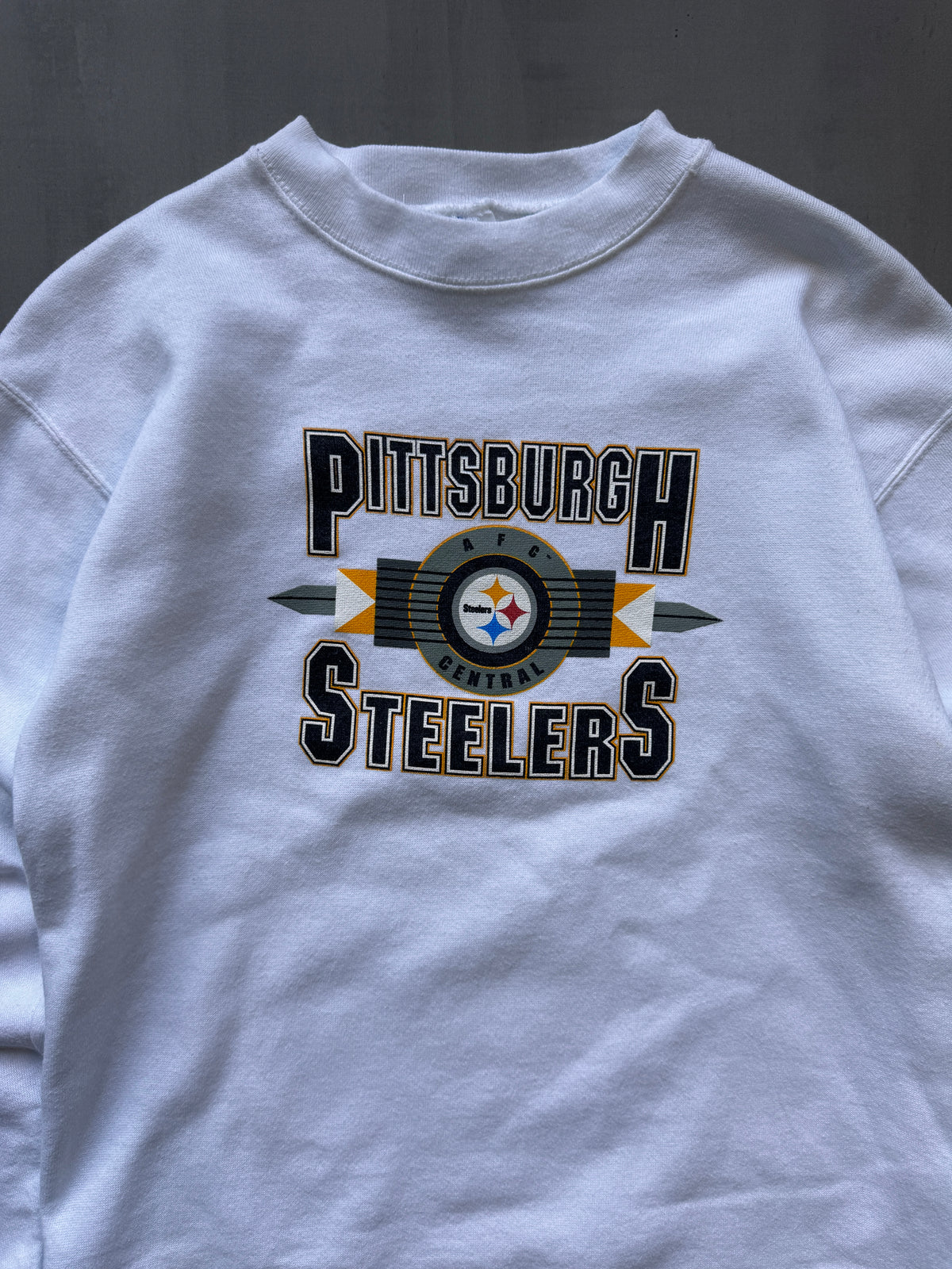 VINTAGE NFL PITTSBURGH STEELERS WHITE SWEATER - XSMALL